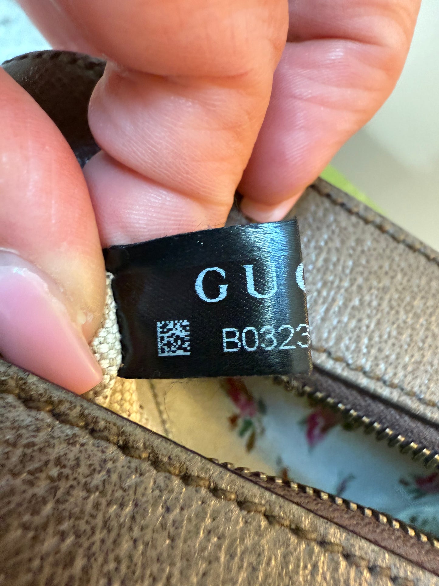 Gucci
GG Supreme Neo (Unisex)