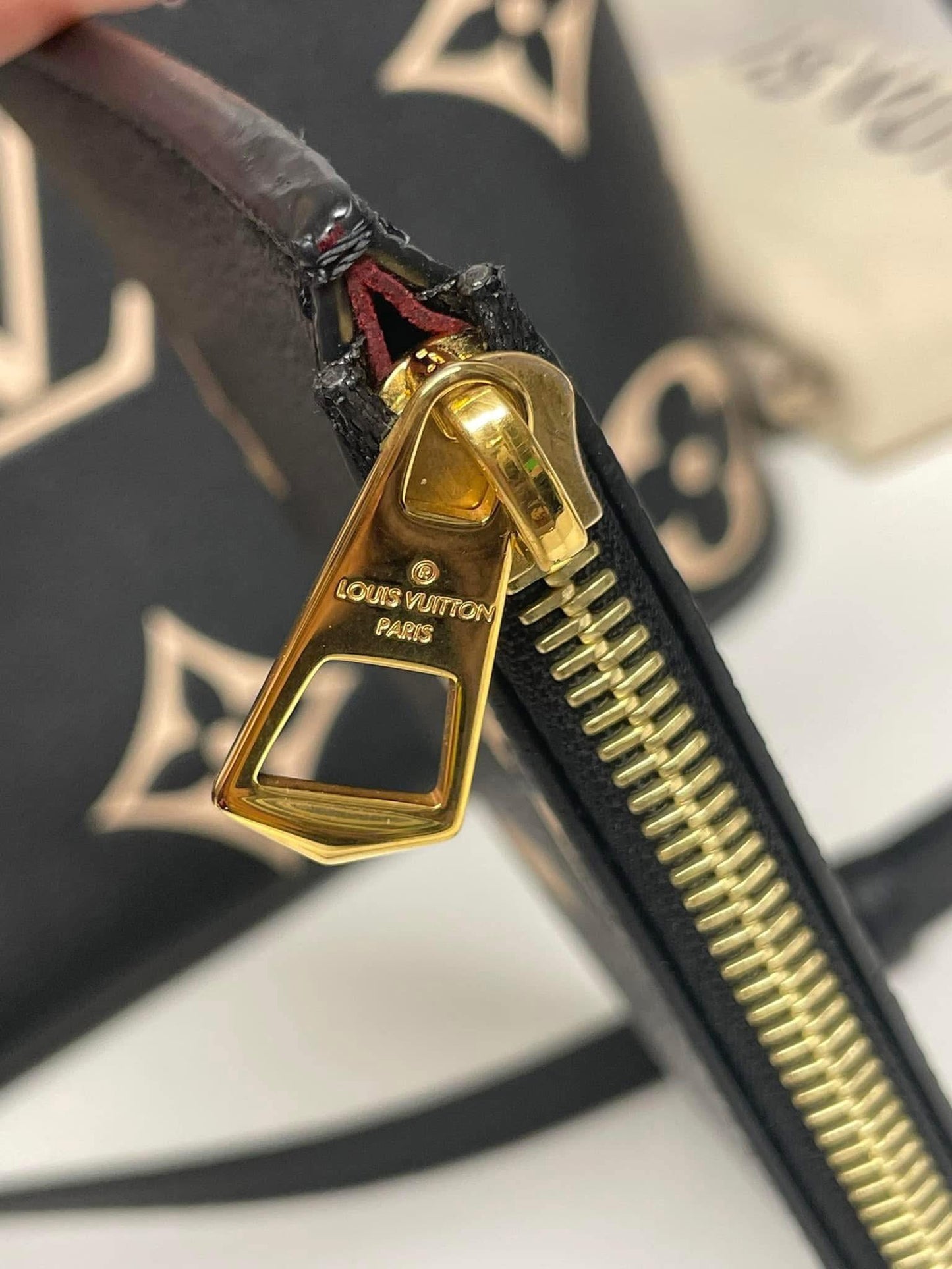 Louis Vuitton NeoNoe MM