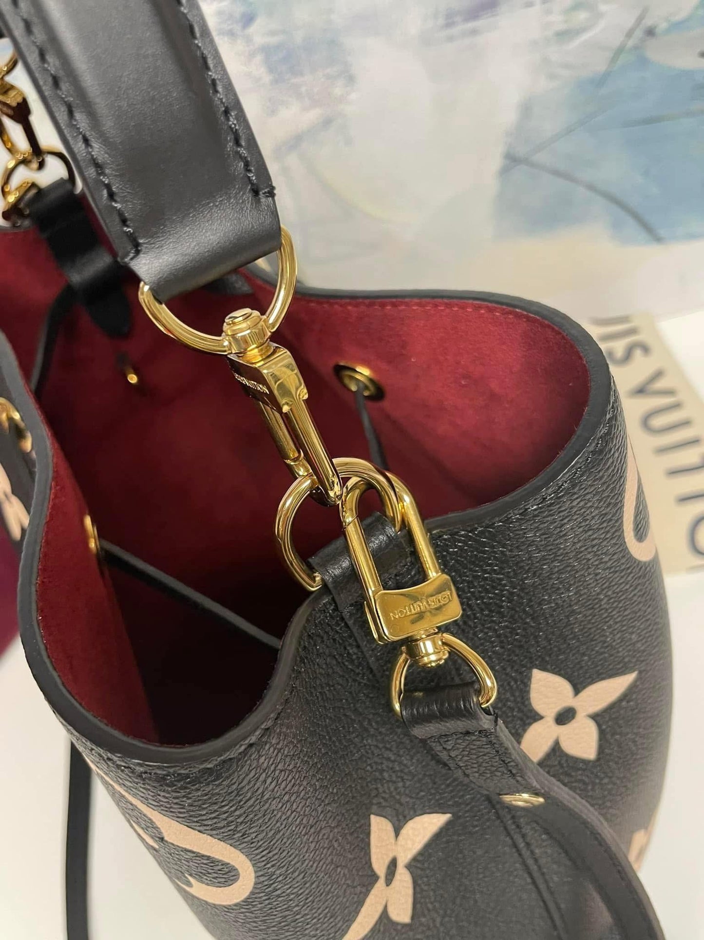 Louis Vuitton NeoNoe MM