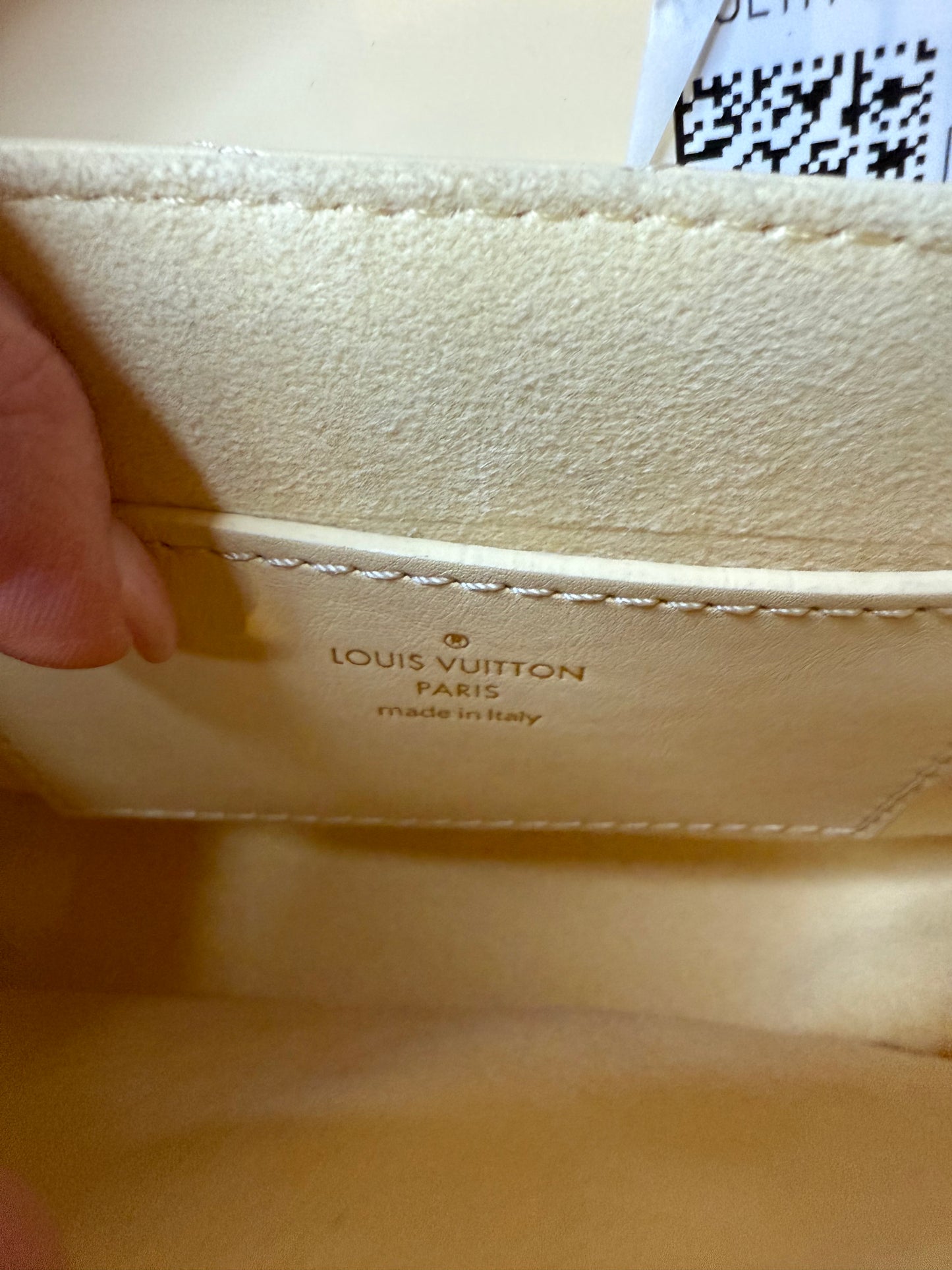 Louis Vuitton New Wave Multi Pochette