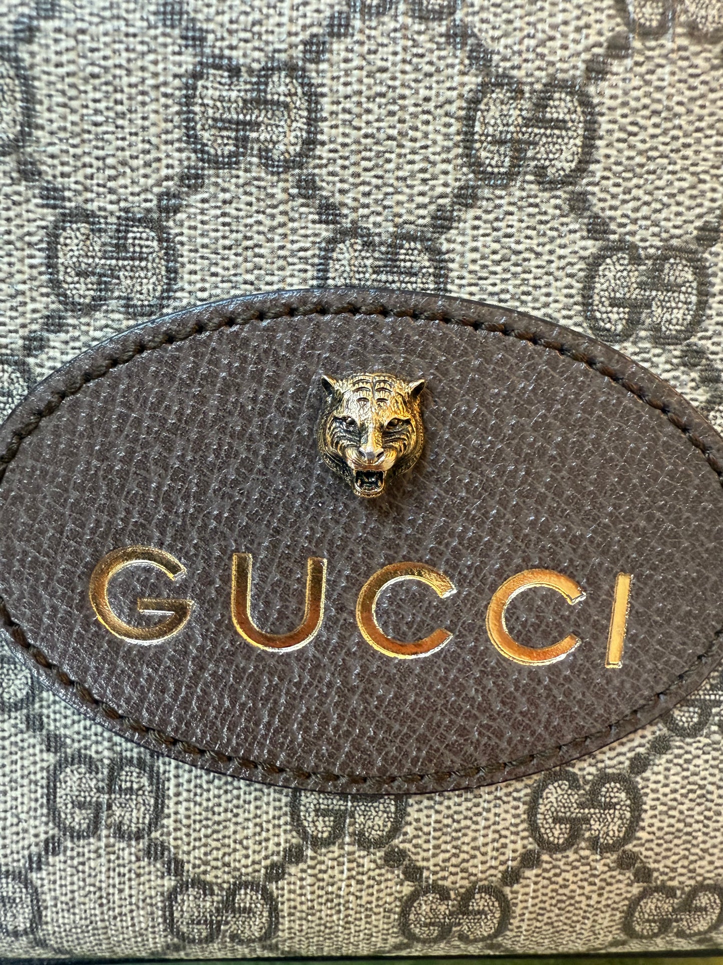 Gucci
GG Supreme Neo (Unisex)
