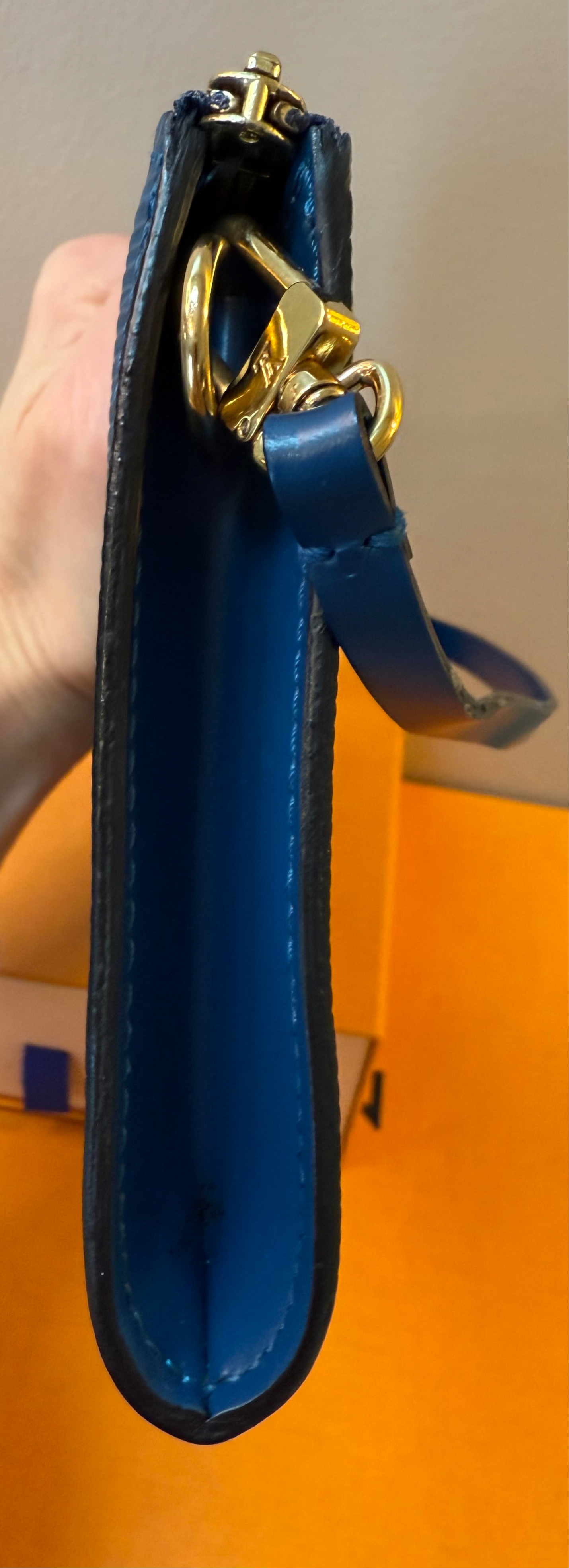 Louis Vuitton Epi Pochette