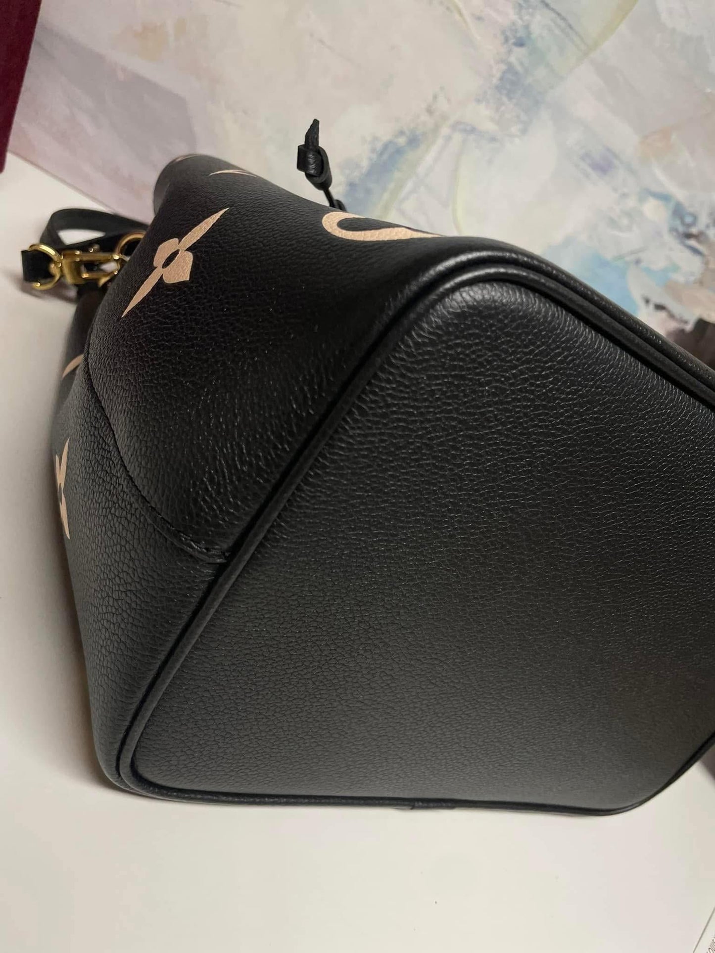 Louis Vuitton NeoNoe MM