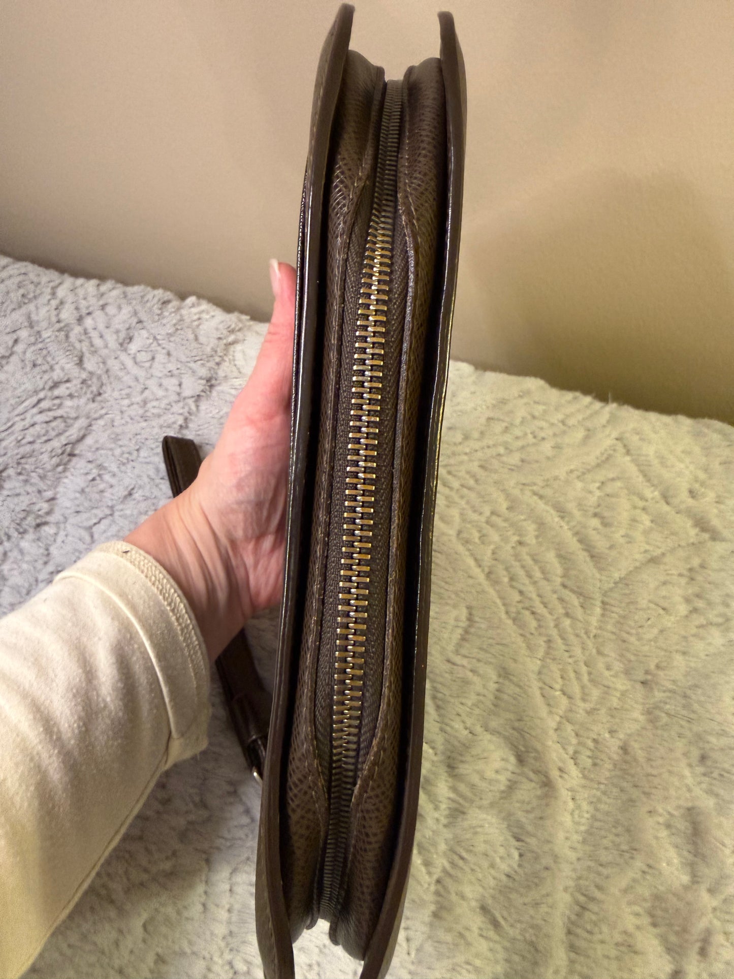 Louis Vuitton Baikal Taiga Clutch Bag