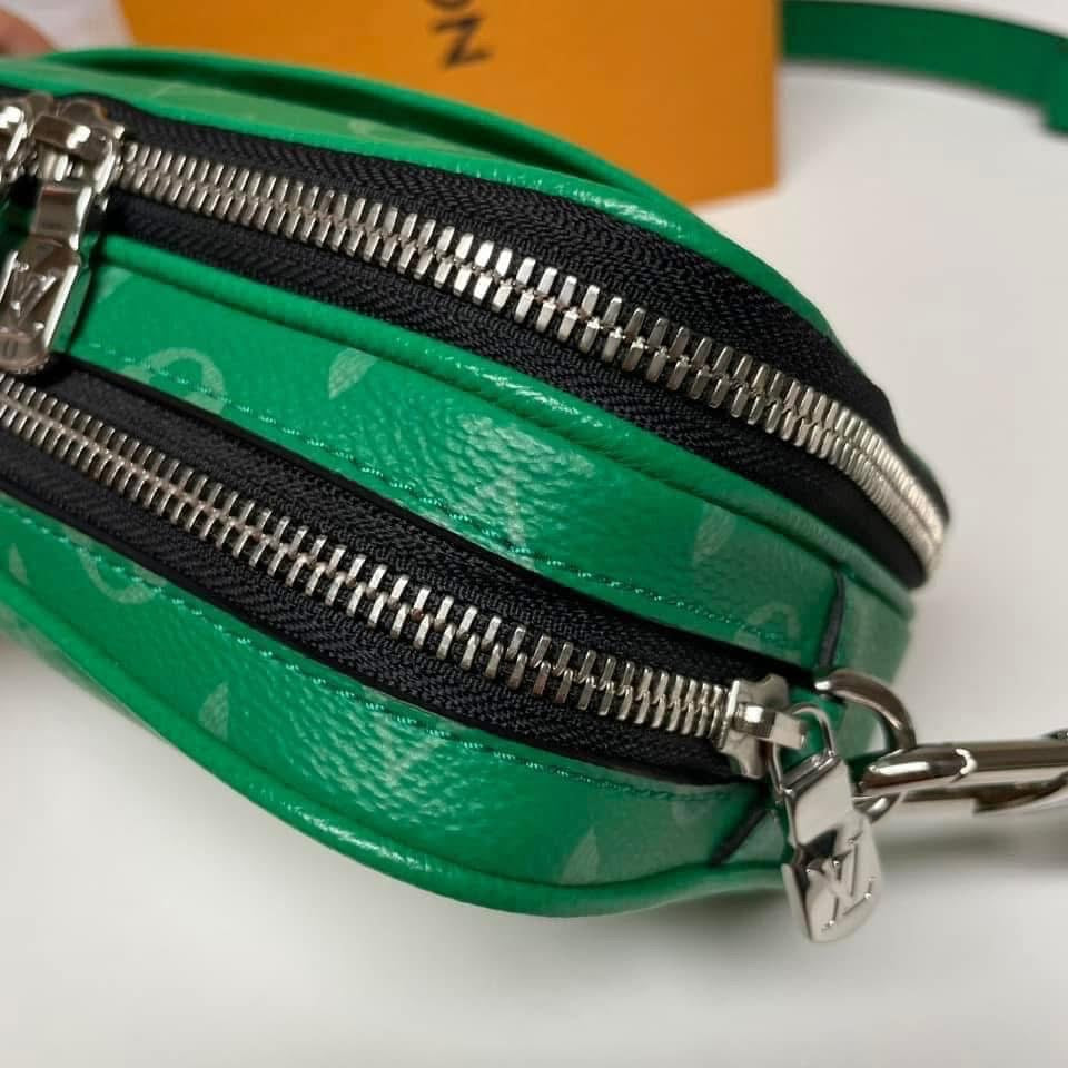 Louis Vuitton Alpha Wearable Wallet in Taigarama (Unisex)