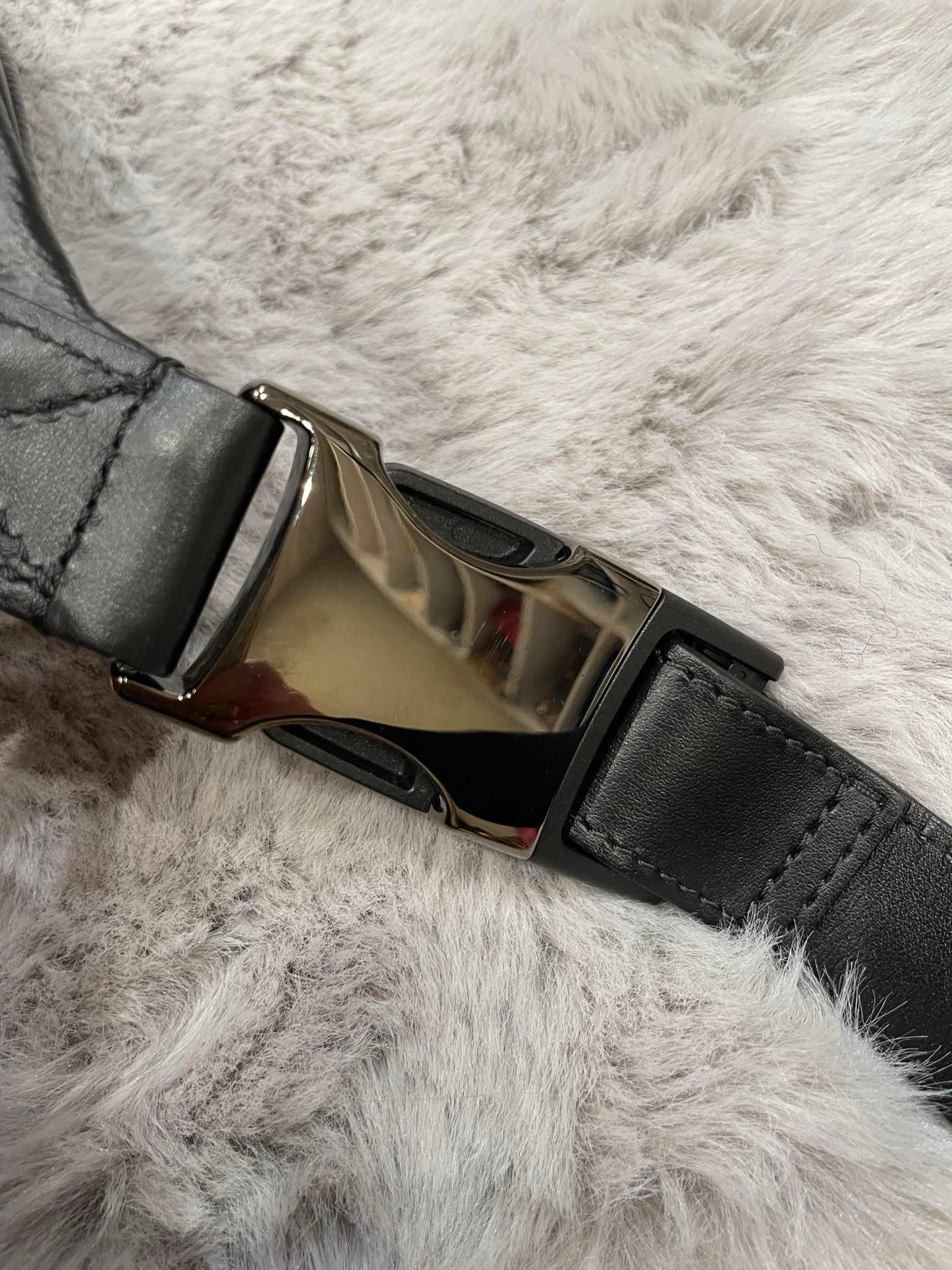 Louis Vuitton Discovery Bumbag Monogram Eclipse Canvas