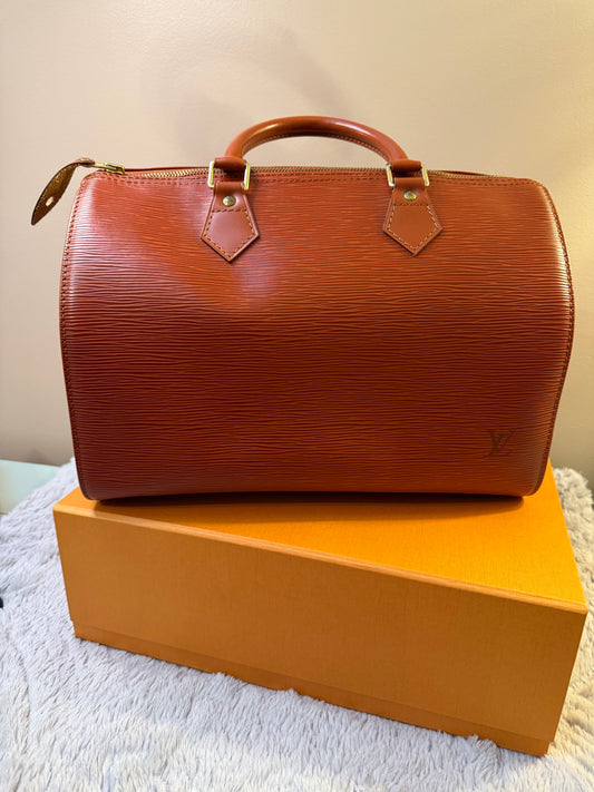 Louis Vuitton Epi Speedy 30