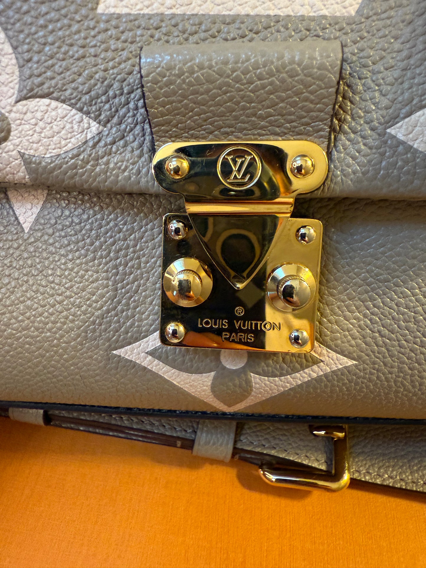 Louis Vuitton Madeleine MM -like new, currently sold out