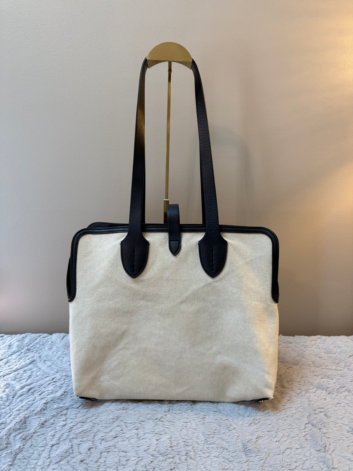 Burberry
Medium Canvas Soft Belt Tote