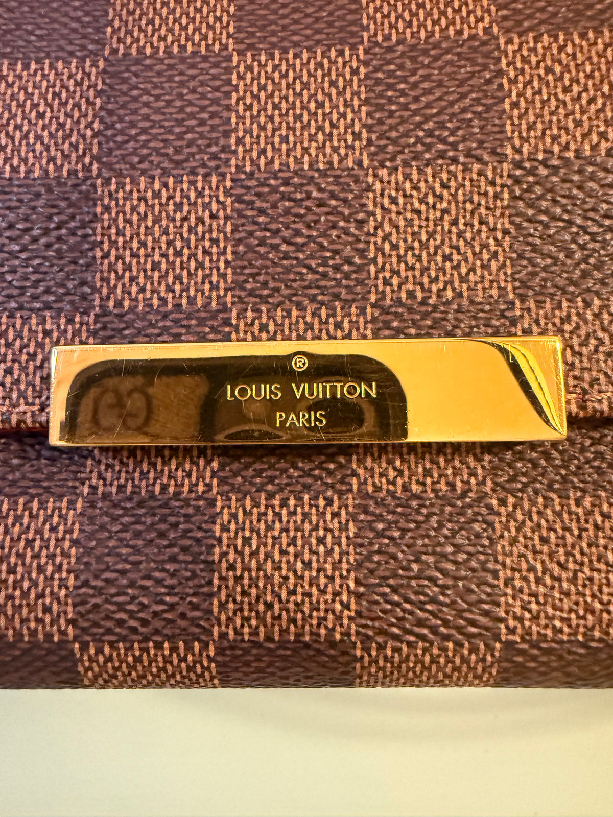 Louis Vuitton Favorite MM  A++ condition