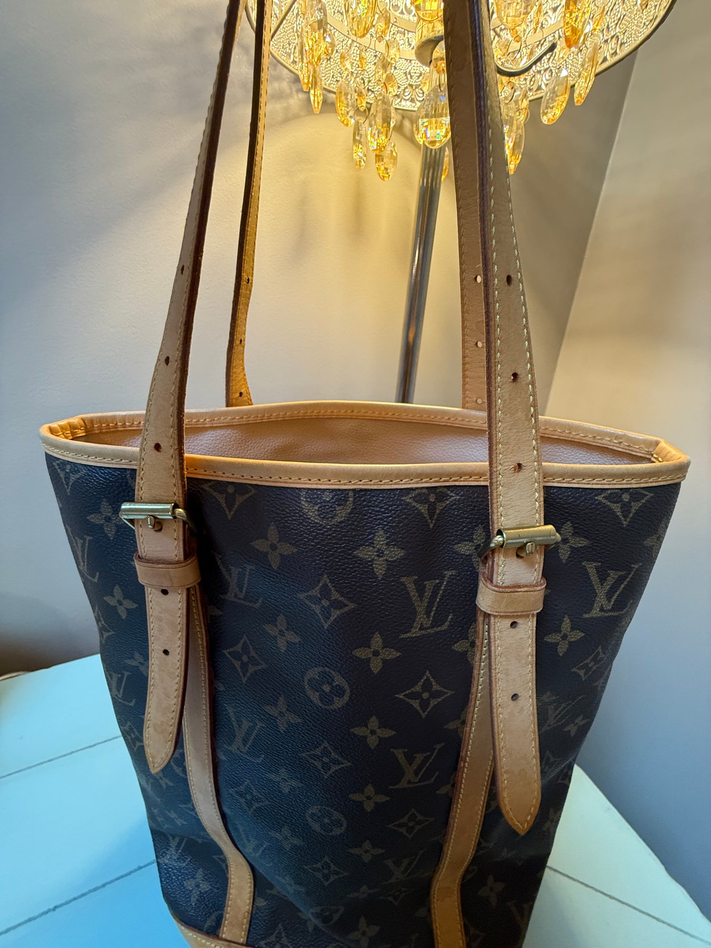 Louis Vuitton Monogram Bucket GM with pouch