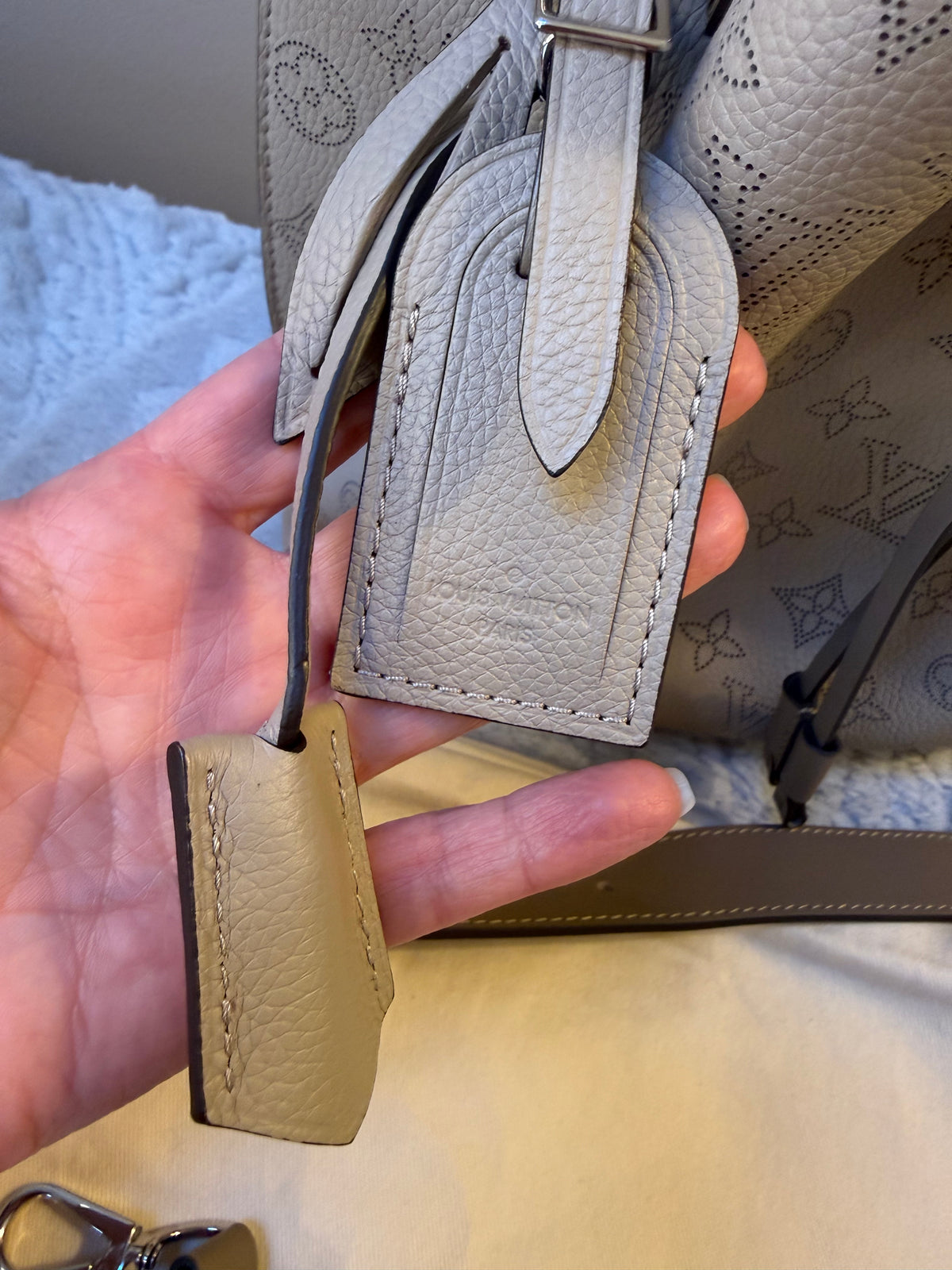 Louis Vuitton
Mahina Muria Bucket Bag