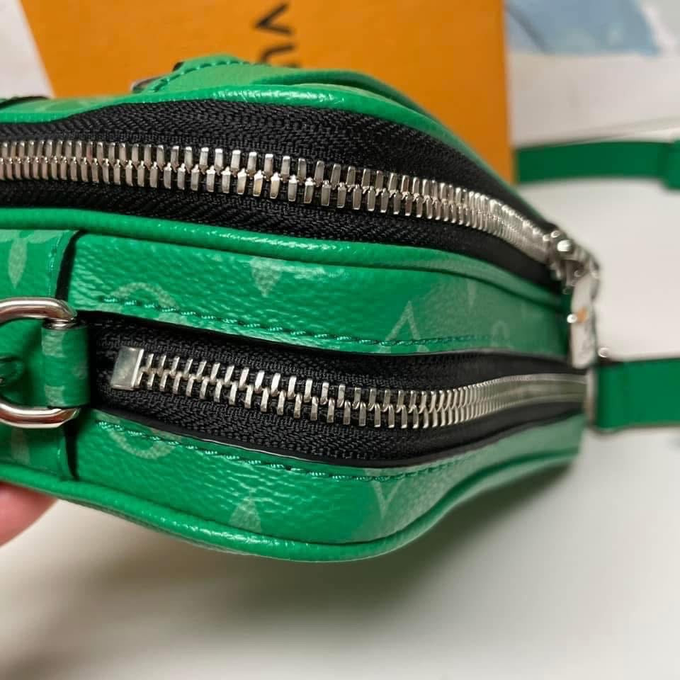 Louis Vuitton Alpha Wearable Wallet in Taigarama (Unisex)