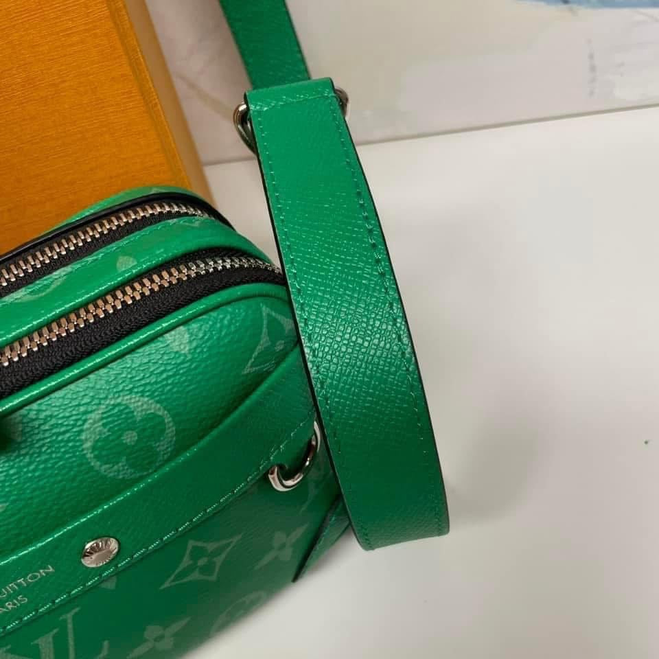 Louis Vuitton Alpha Wearable Wallet in Taigarama (Unisex)