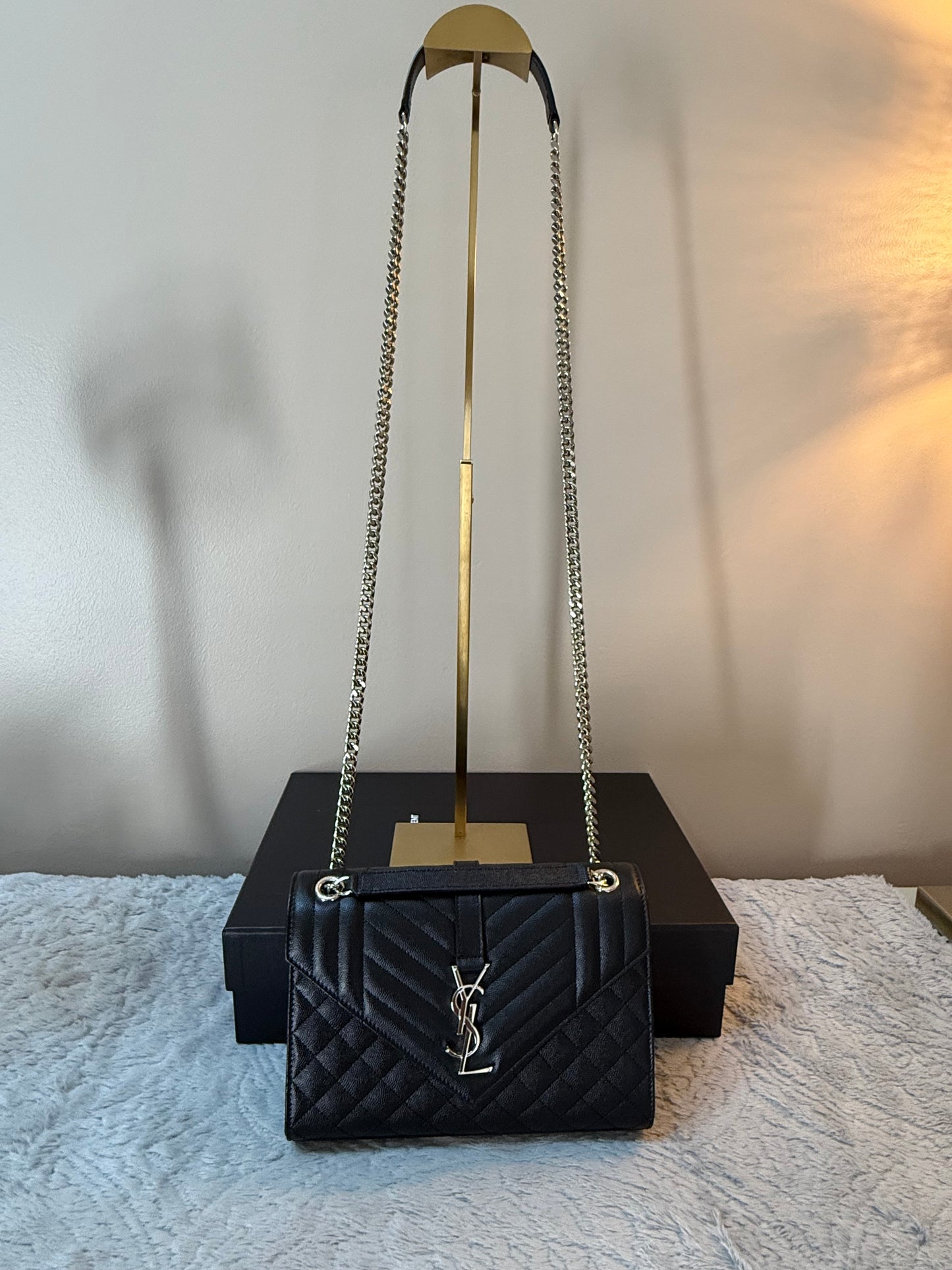 SAINT LAURENT
Envelope Triquilt Medium YSL Shoulder Bag in Grained Leather