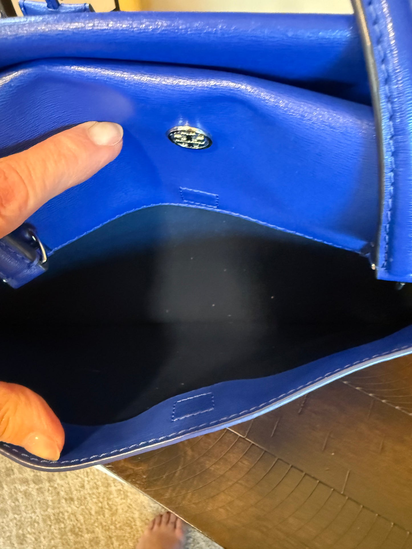 Tory Burch
Parker Leather Tote