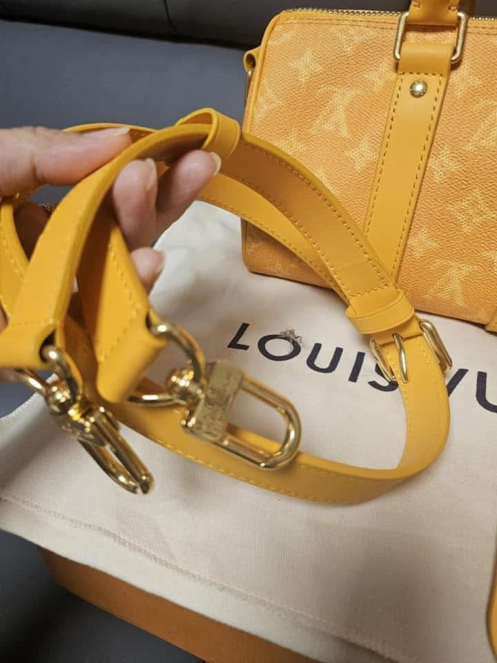Louis Vuitton The Keepall Bandoulière 25