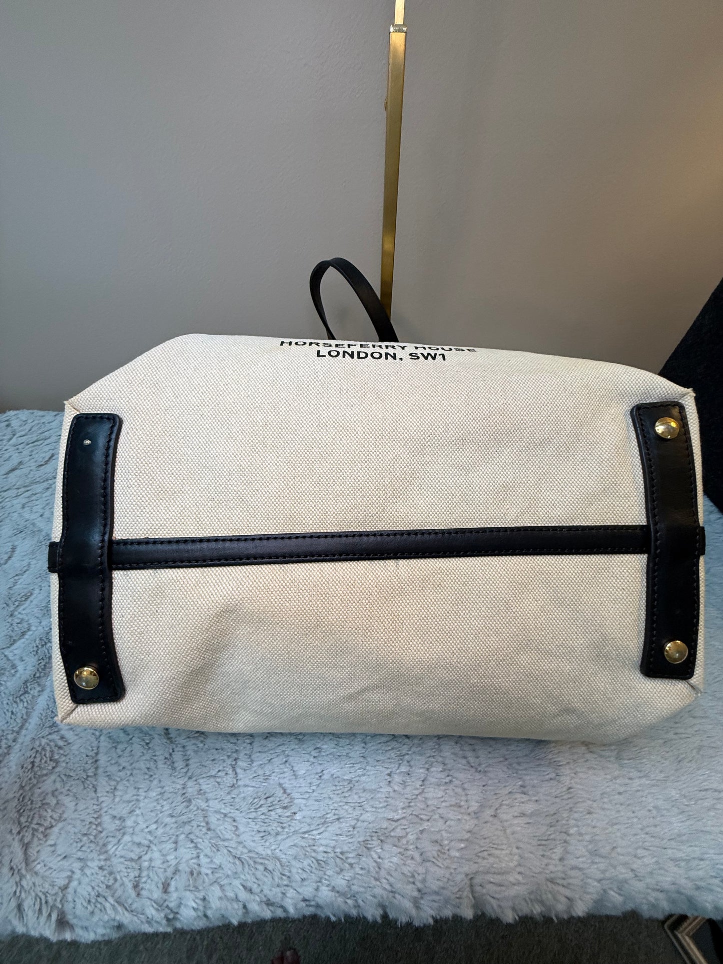 Burberry
Medium Canvas Soft Belt Tote