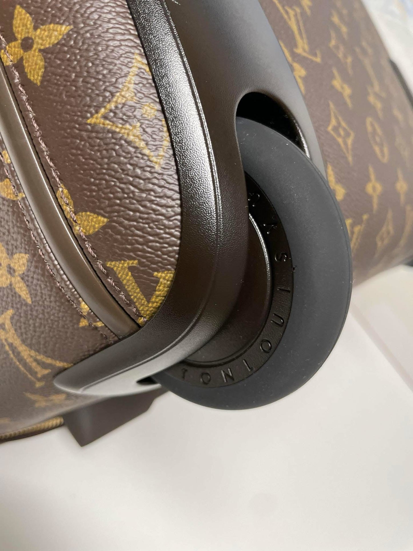 Louis Vuitton Monogram Pegase 50- carry on size
