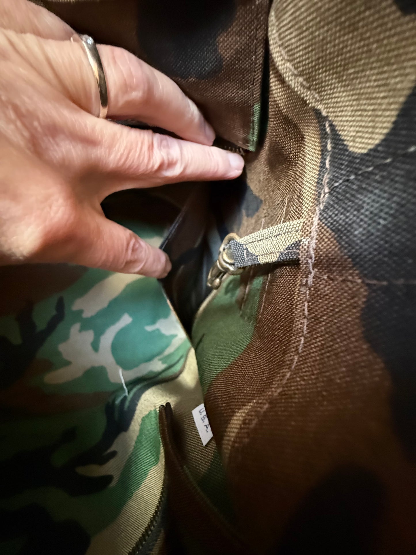 Parker Thatch XL Camouflage Mimi with Shoulder Strap