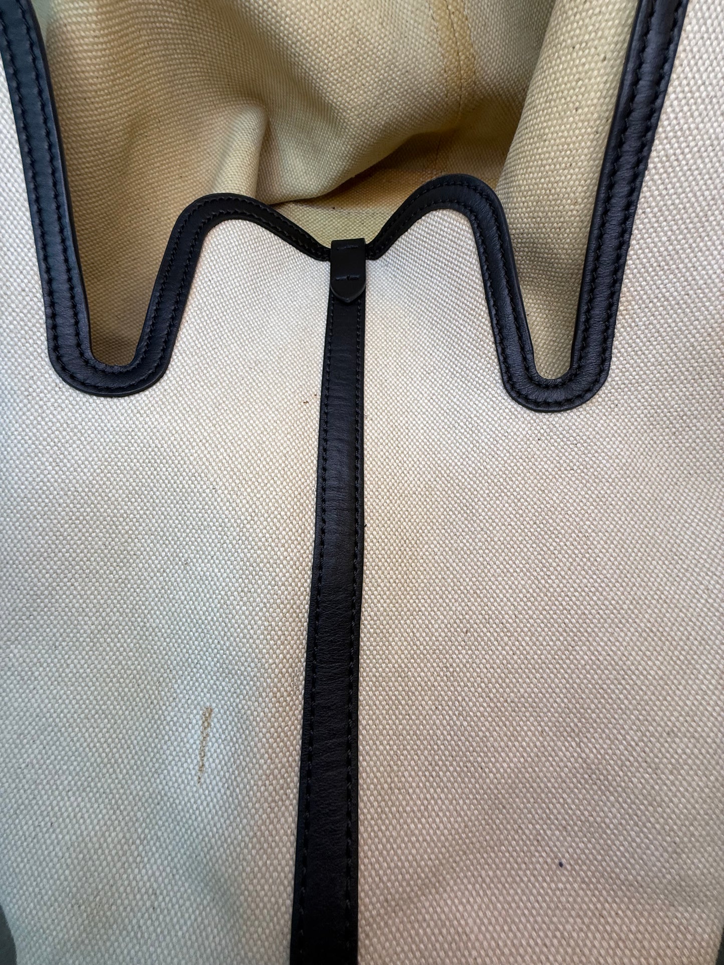Burberry
Medium Canvas Soft Belt Tote