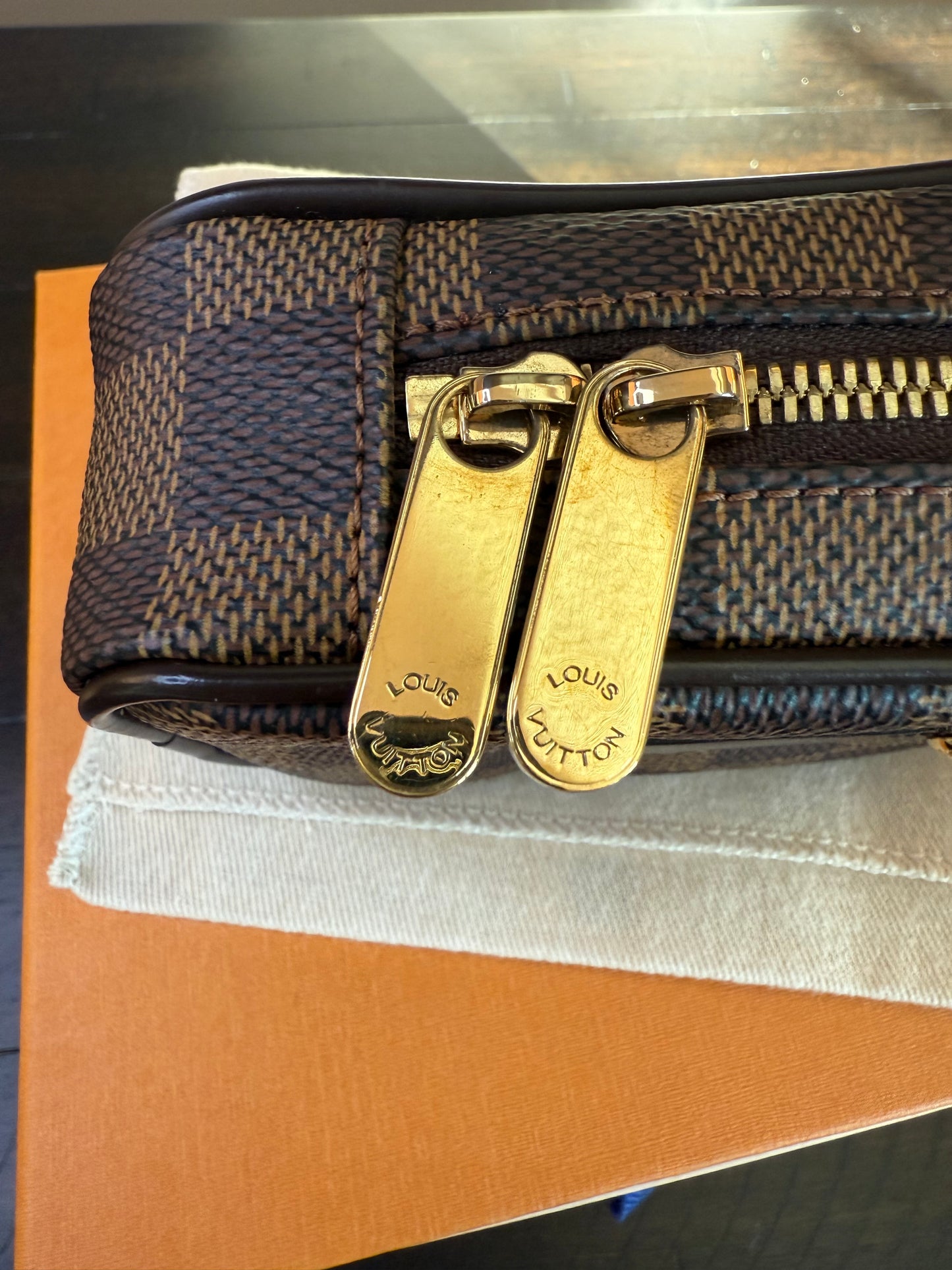 Louis Vuitton Damier Etui Okapi PM