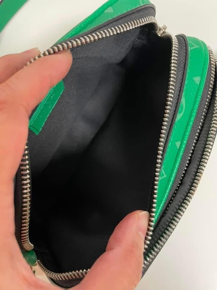 Louis Vuitton Alpha Wearable Wallet in Taigarama (Unisex)