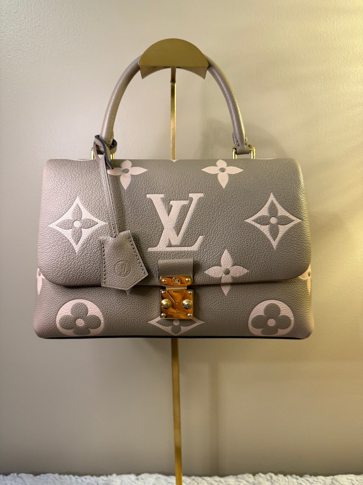 Louis Vuitton Madeleine MM -like new, currently sold out