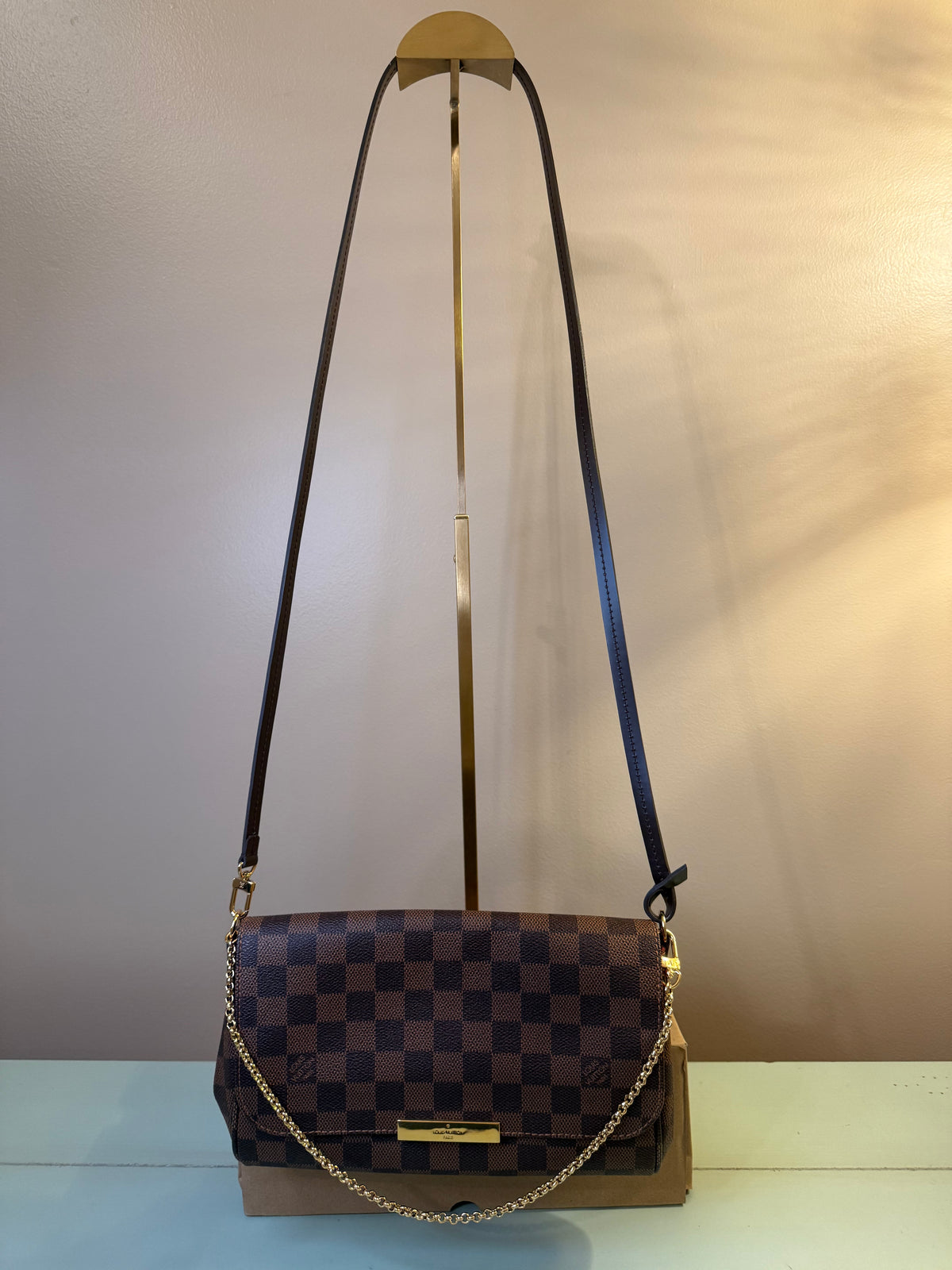 Louis Vuitton Favorite MM  A++ condition