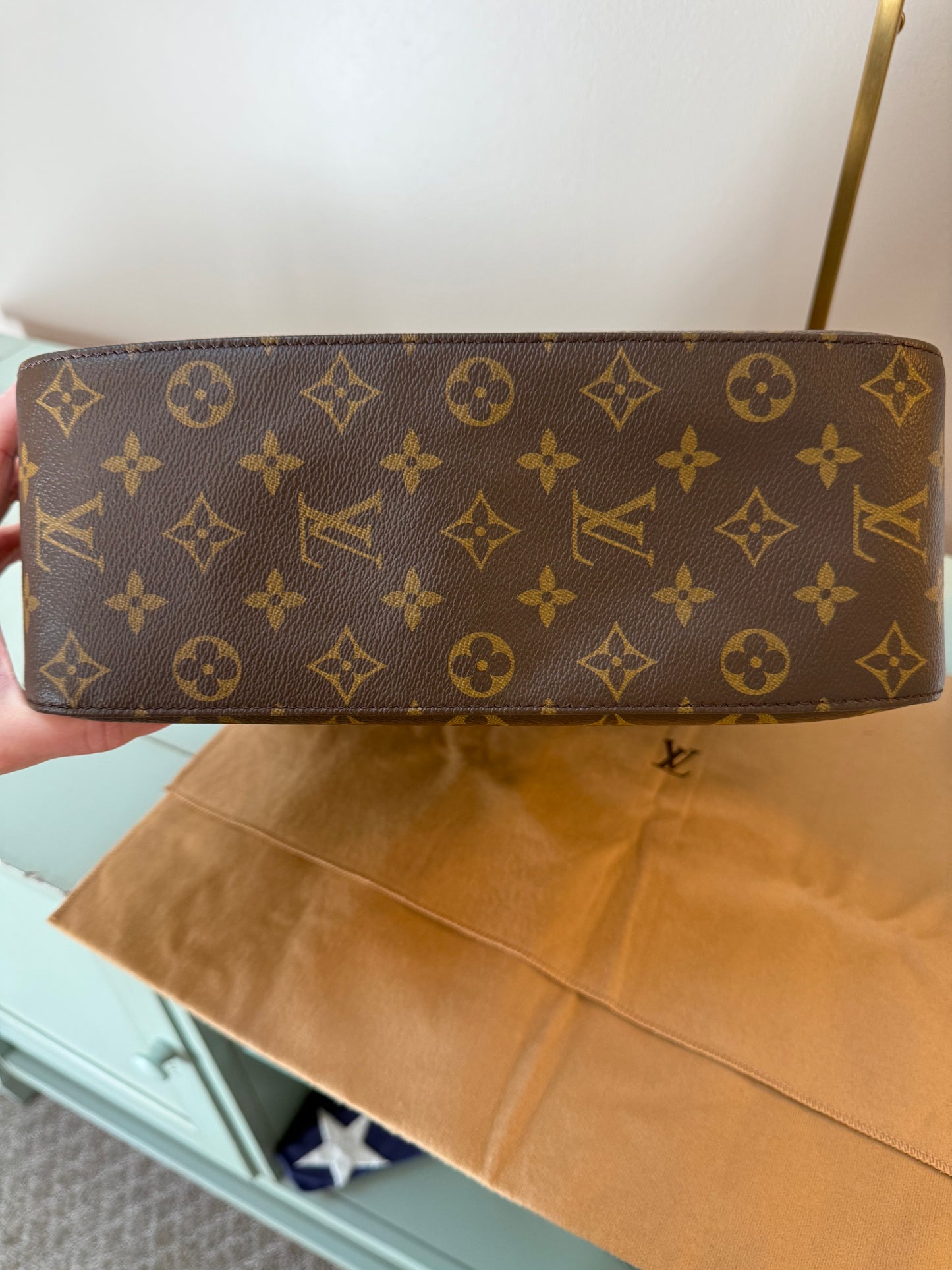 Louis Vuitton Looping GM- Like New