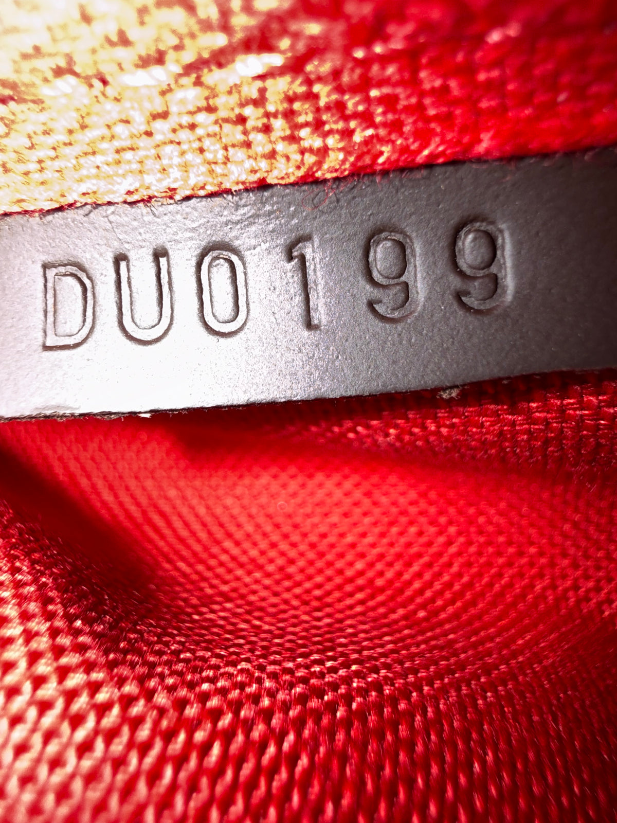 Louis Vuitton Favorite MM  A++ condition