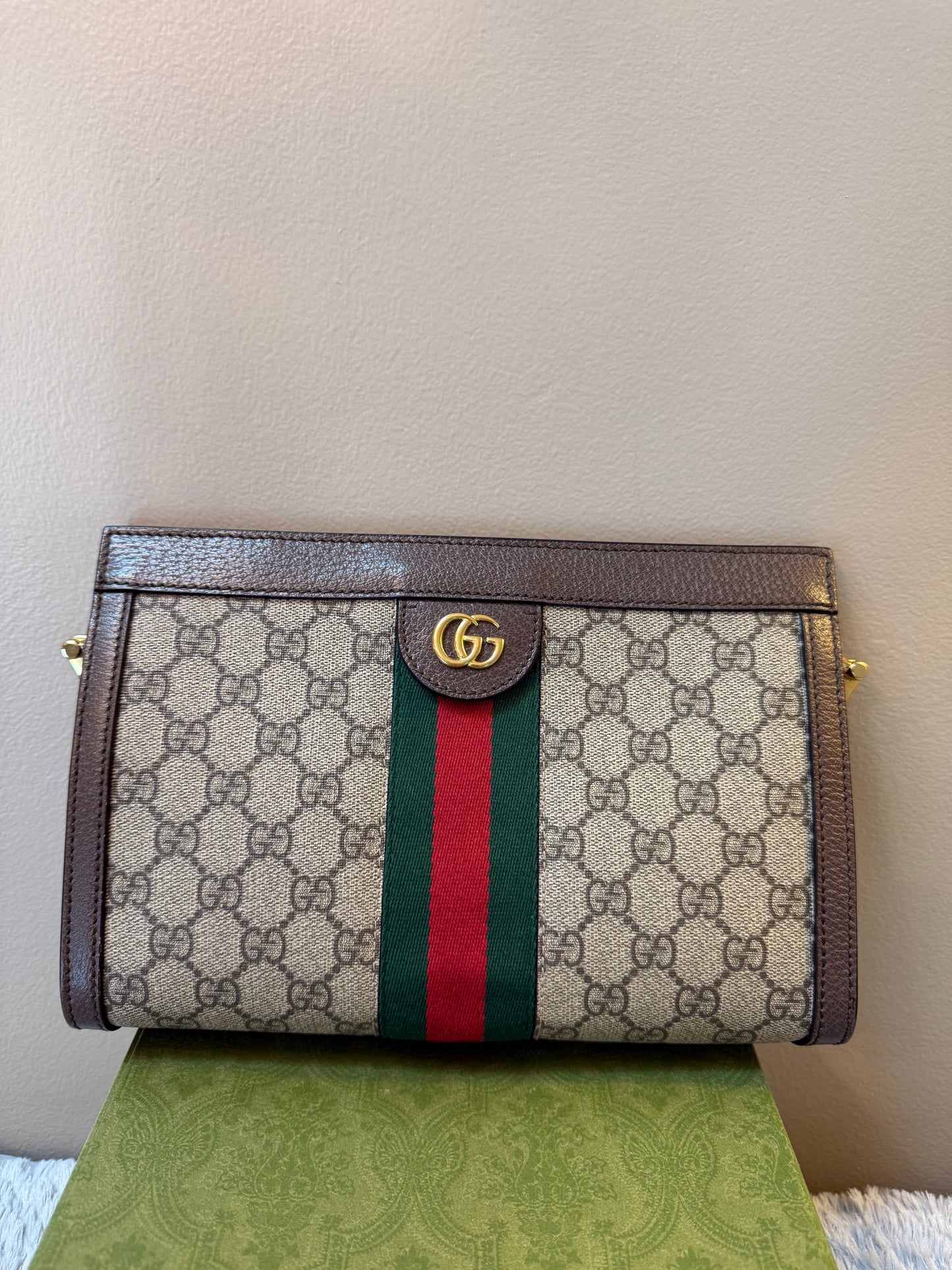 Gucci Supreme Ophidia Medium Chain Shoulder Bag