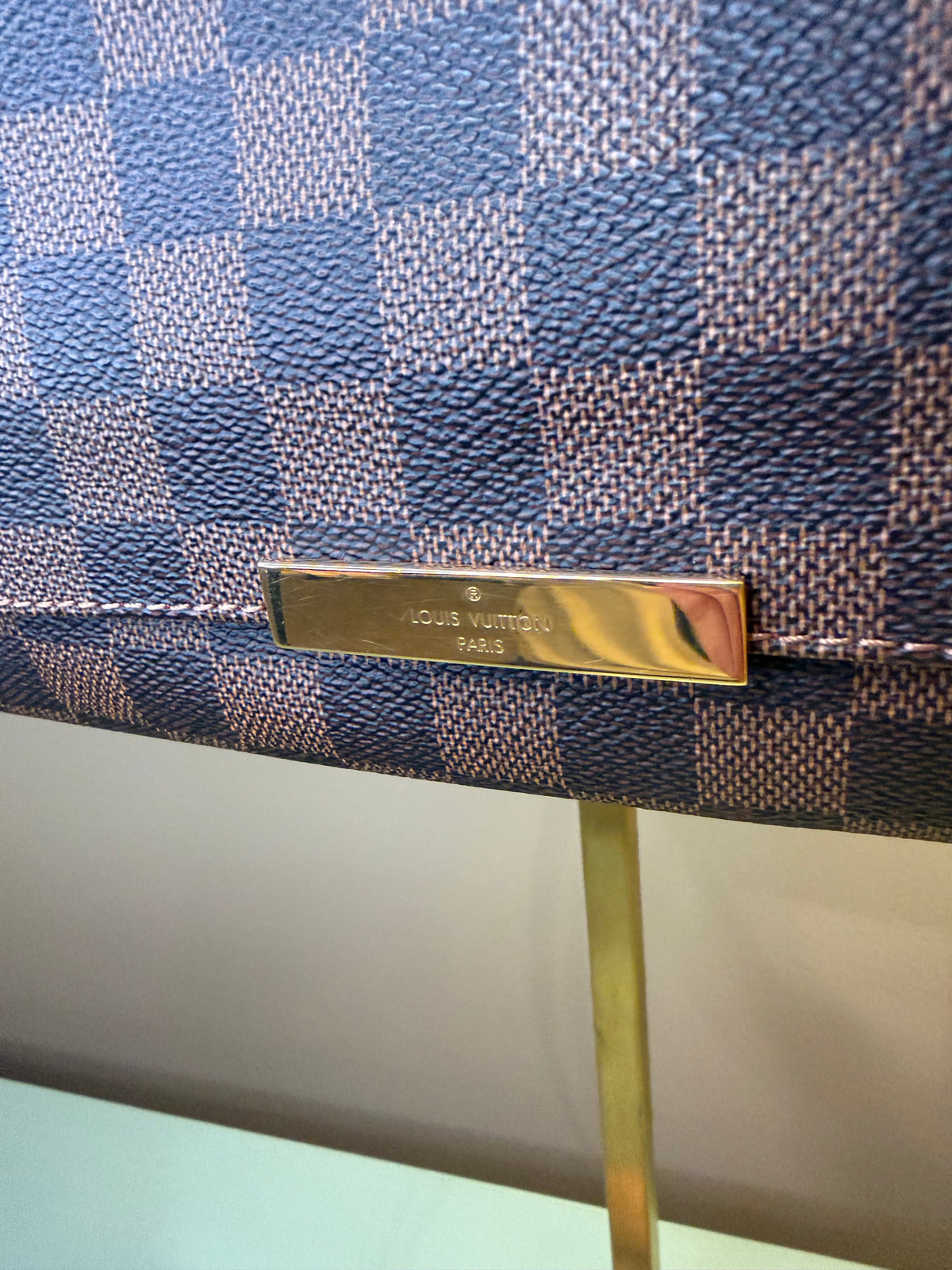 Louis Vuitton Favorite MM  A++ condition