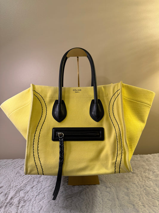 CELINE
Luggage Phantom cloth handbag