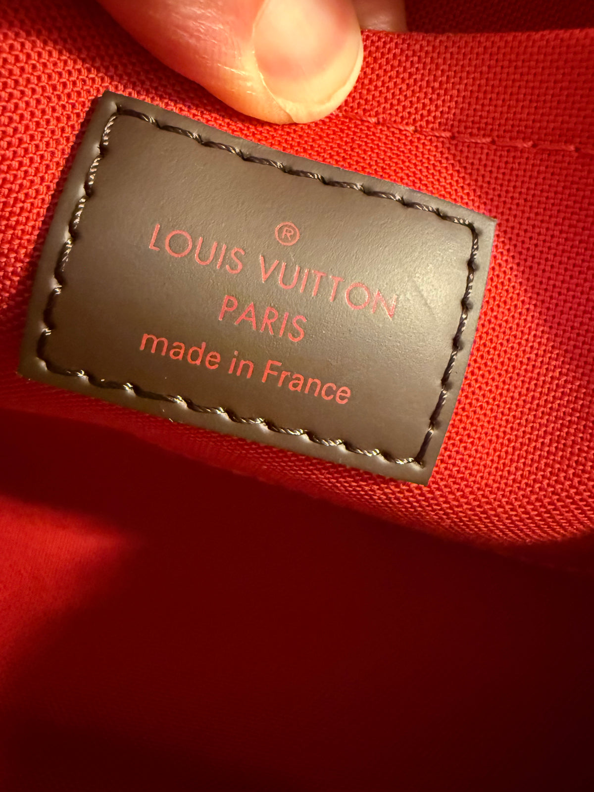 Louis Vuitton Favorite MM  A++ condition