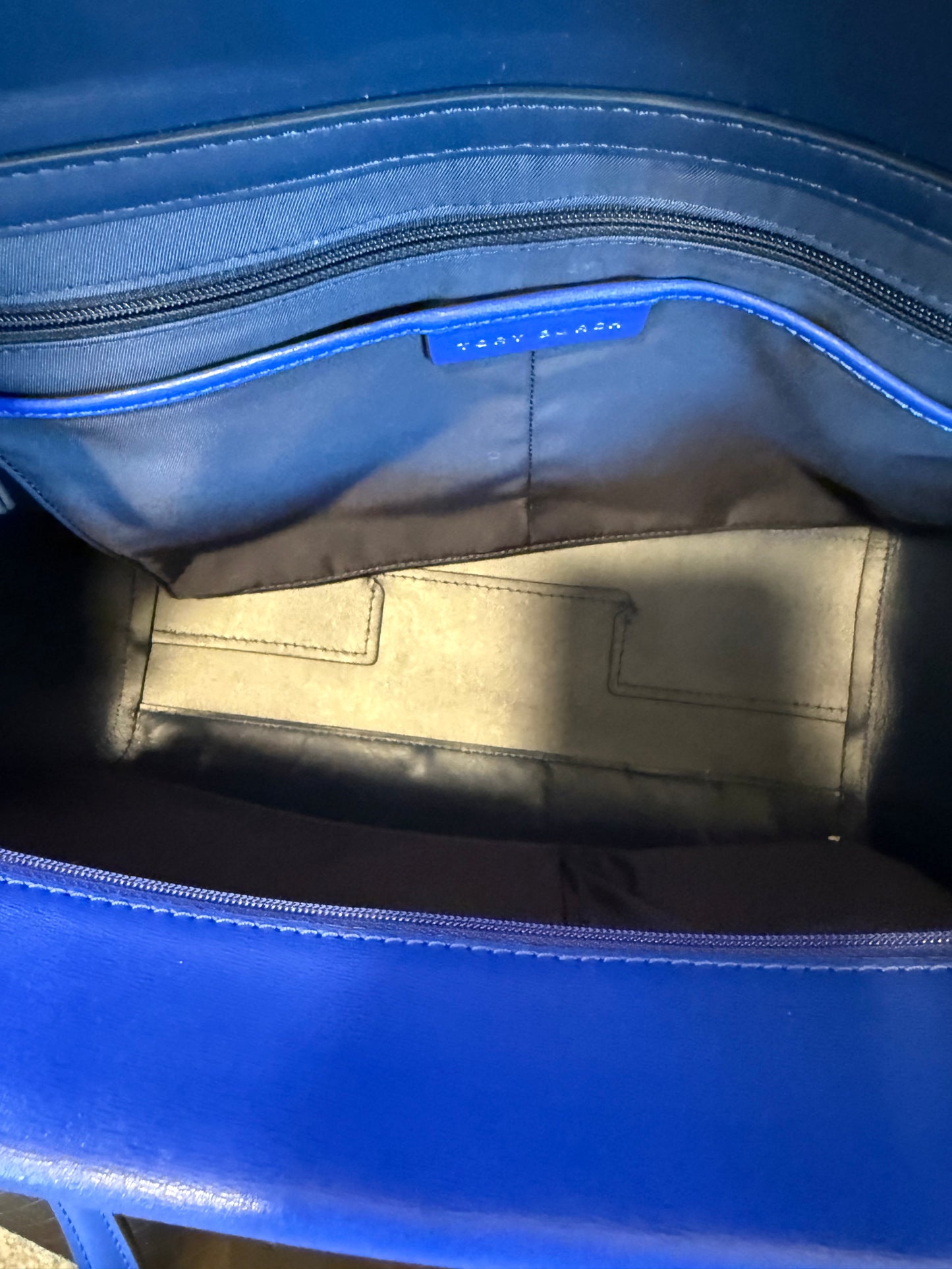 Tory Burch
Parker Leather Tote