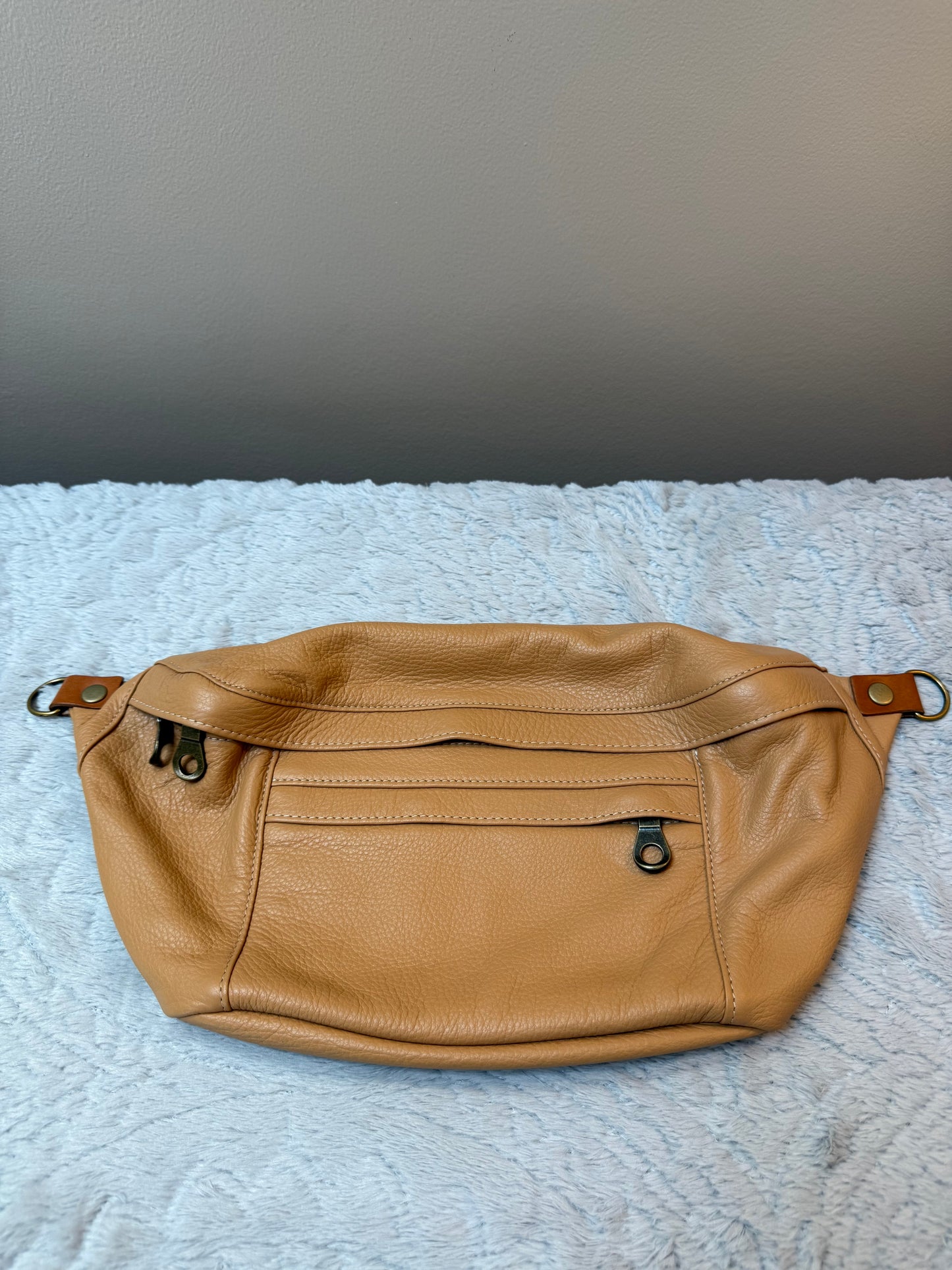 Parker Thatch Cross Your Heart Sling- Butterscotch Tan Leather