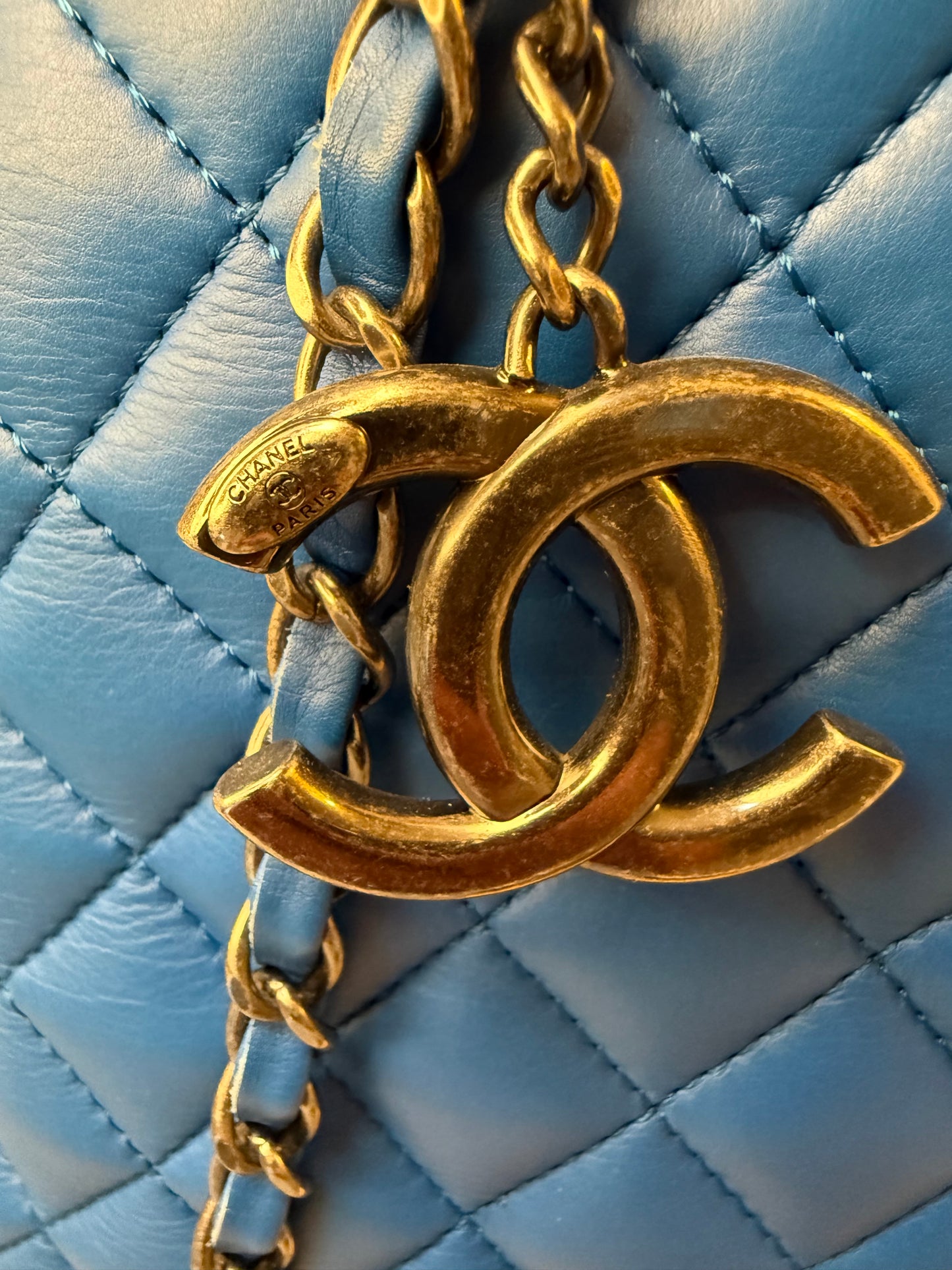 CHANEL Quilted Lambskin Matelassé Tote — Royal Blue | Gunmetal Hardware