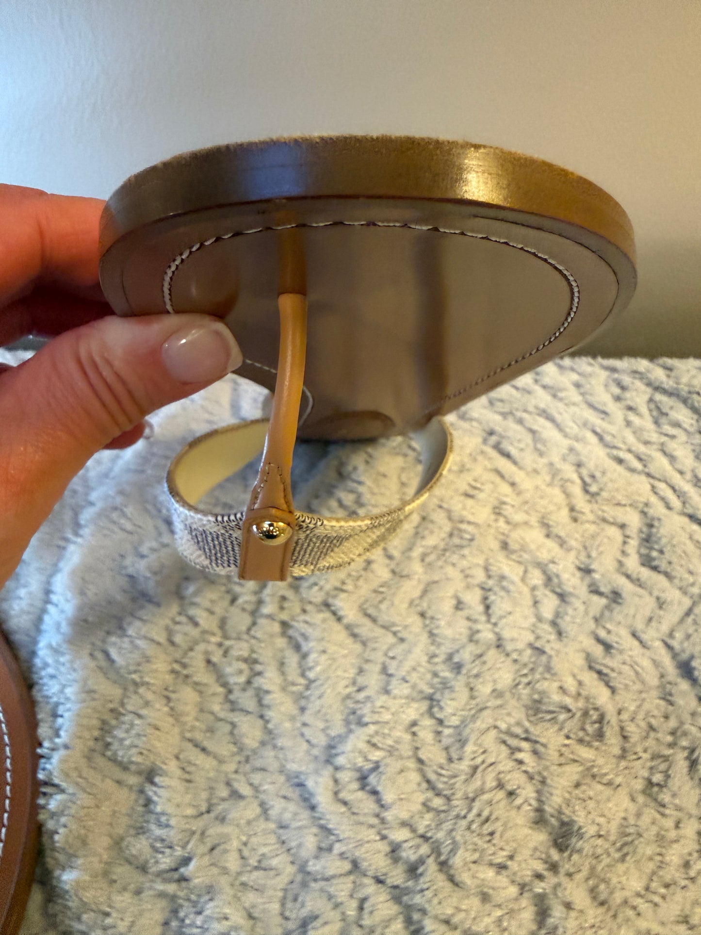 Louis Vuitton Sunny Flat Thong, Damier Azur 38.5