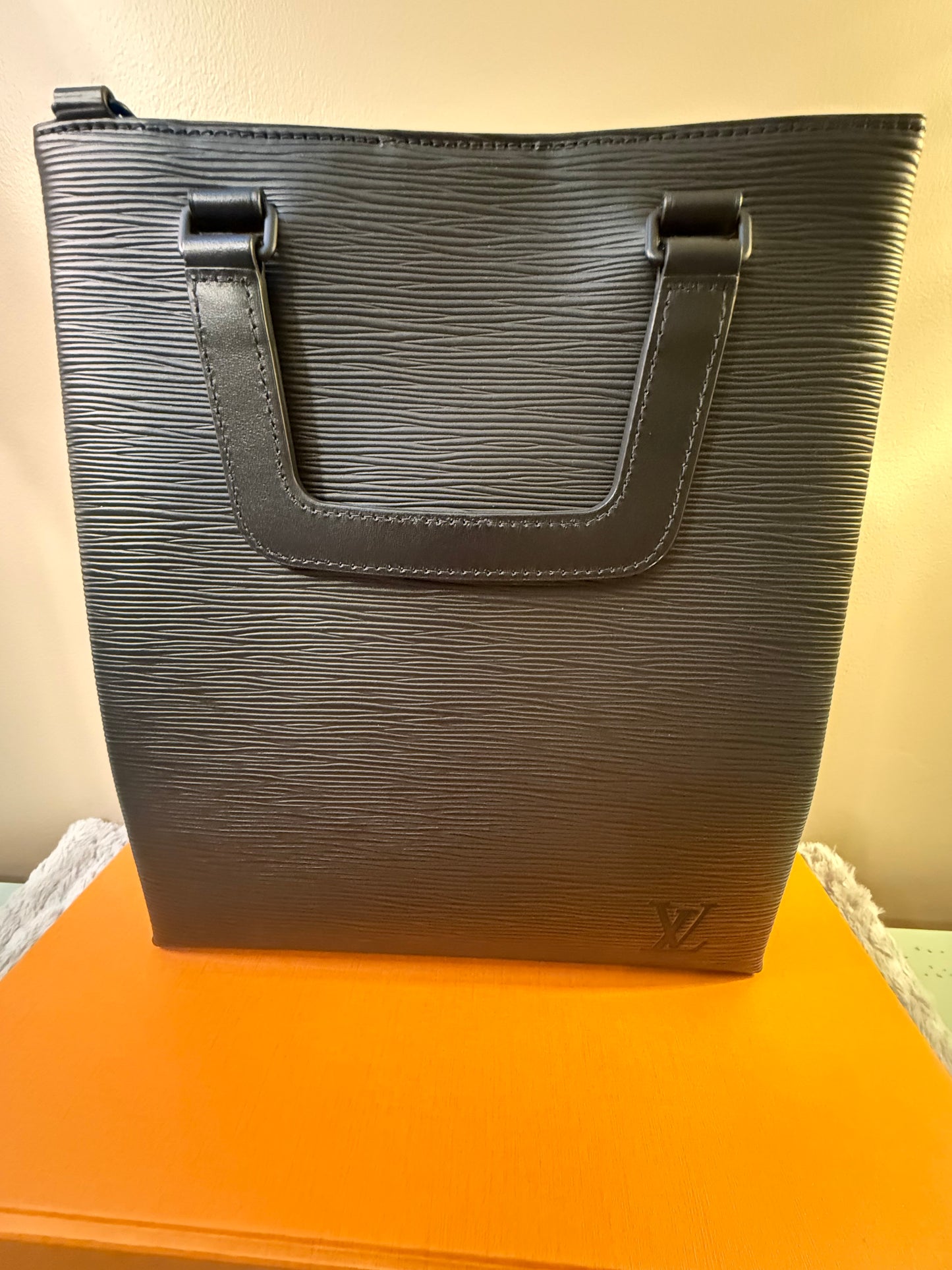 Louis Vuitton Sac Plat Fold 2 Way Epi Leather