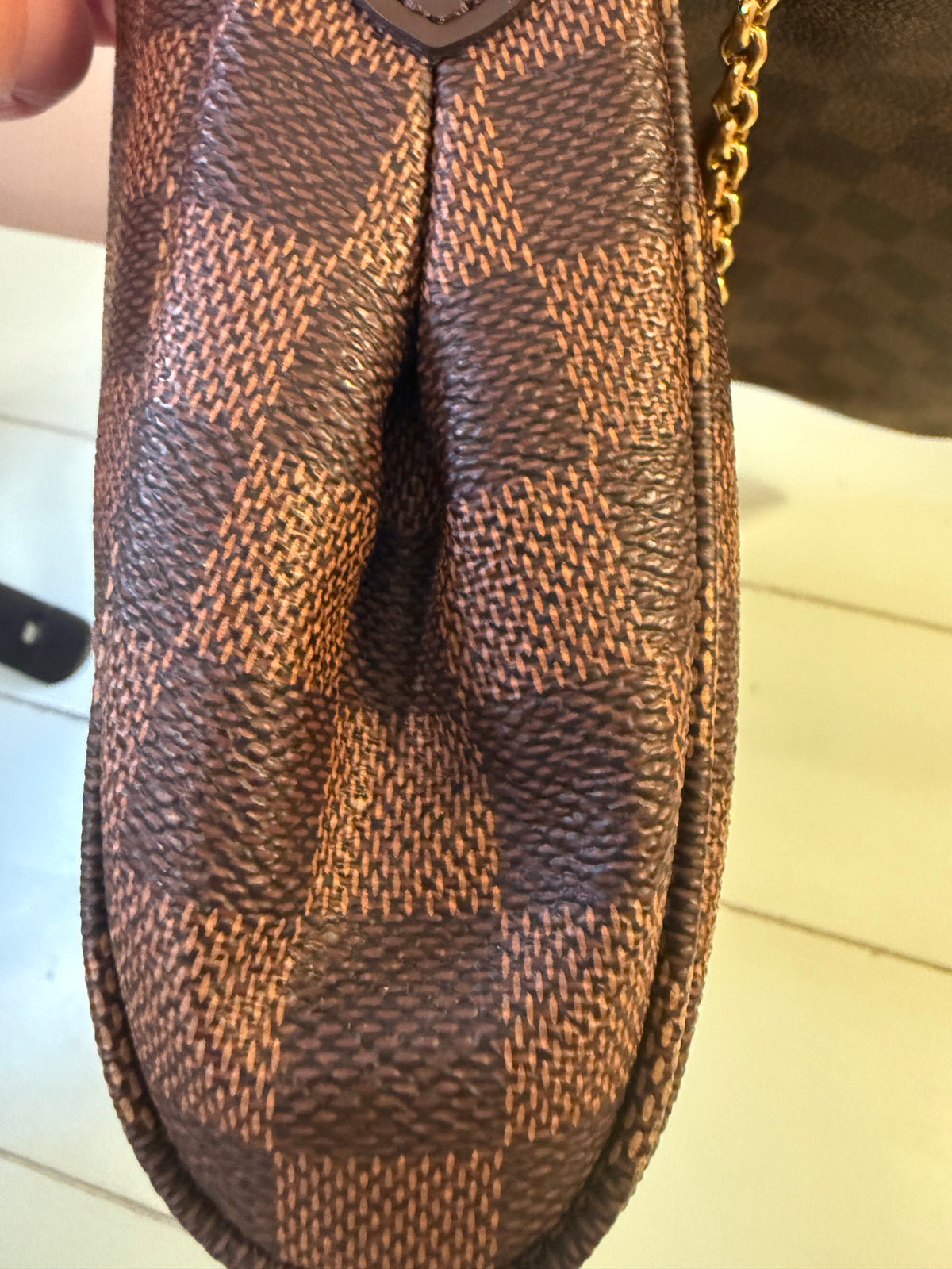 Louis Vuitton Favorite MM  A++ condition