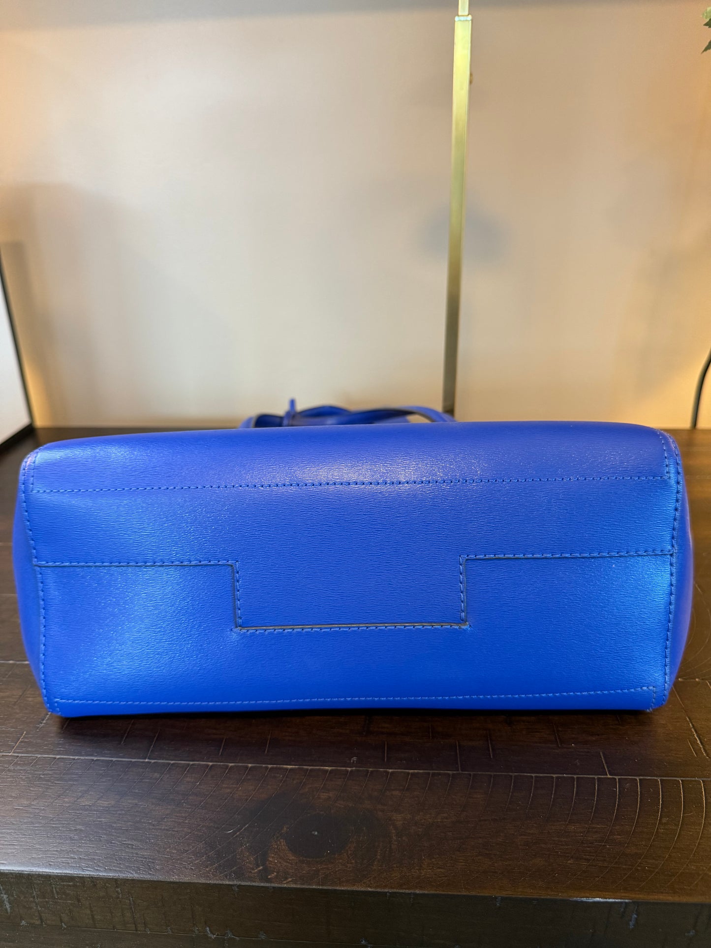 Tory Burch
Parker Leather Tote