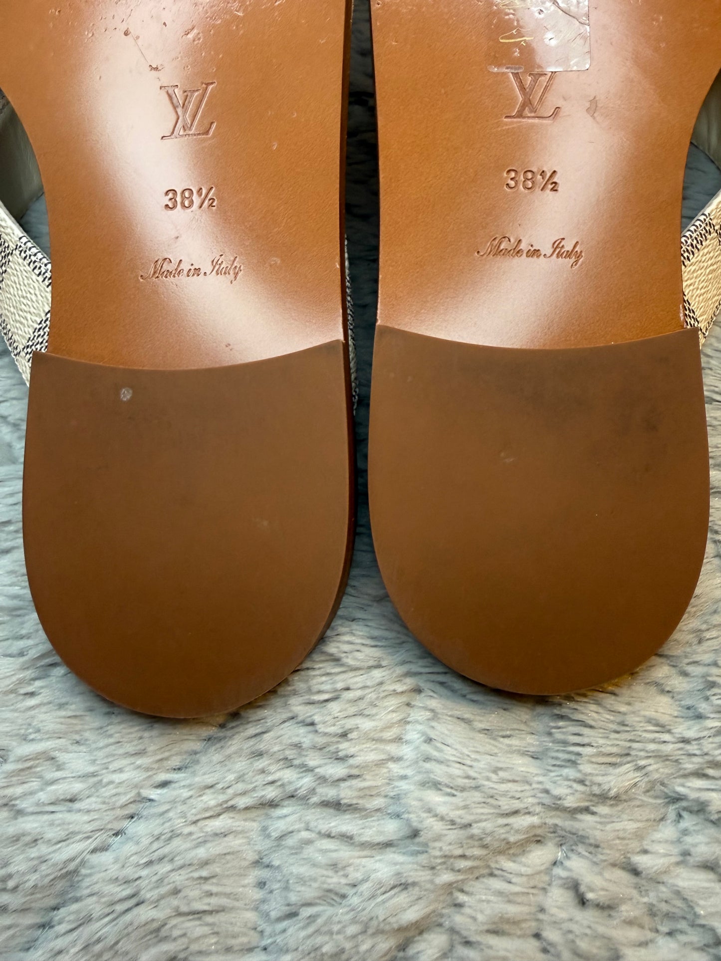 Louis Vuitton Sunny Flat Thong, Damier Azur 38.5