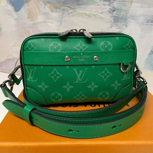 Louis Vuitton Authentic Alpha Wearable Wallet Bag in
Taigarama (Unisex)