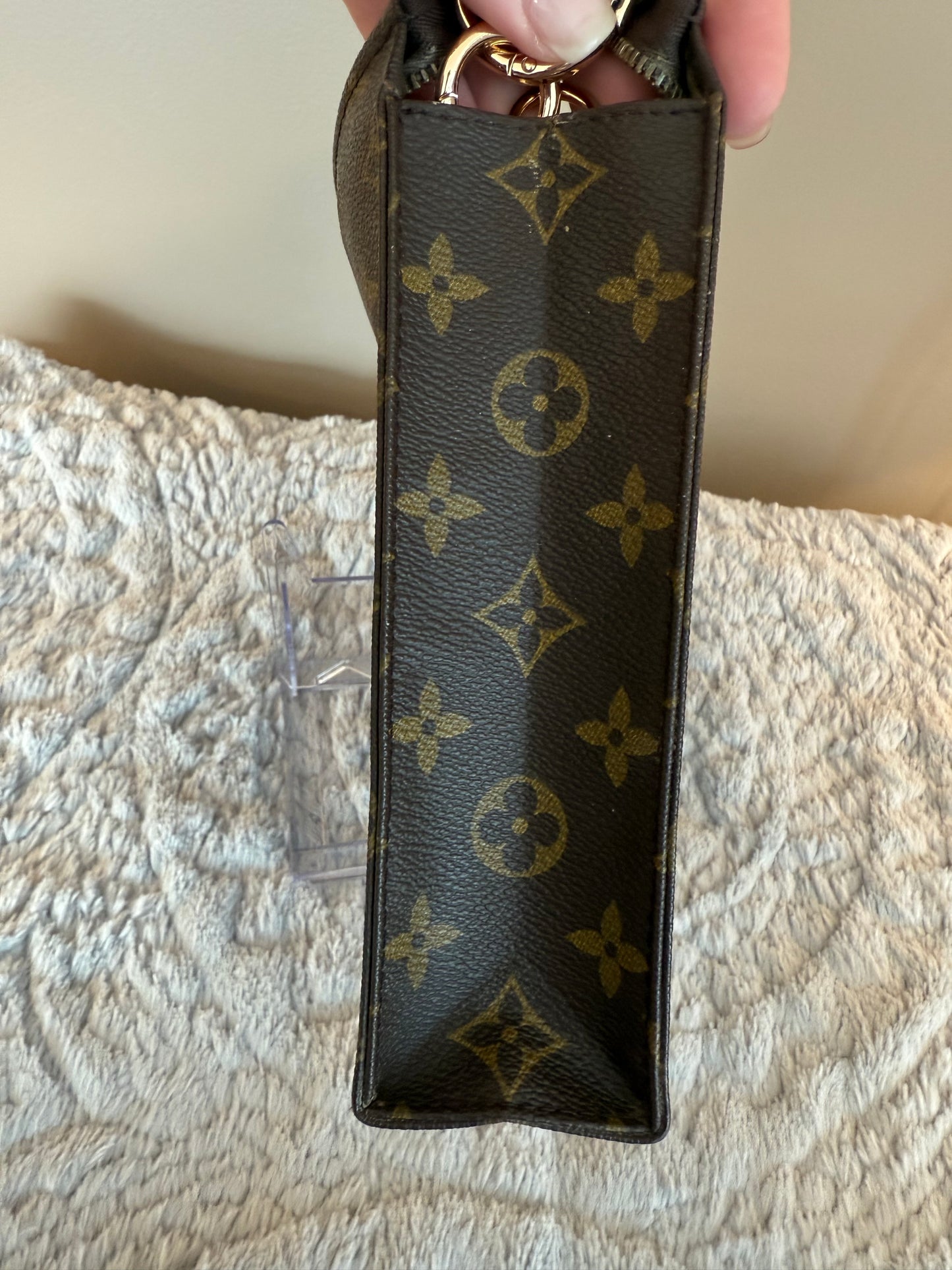 Louis Vuitton Toiletry 26- includes conversion kit and crossbody straps