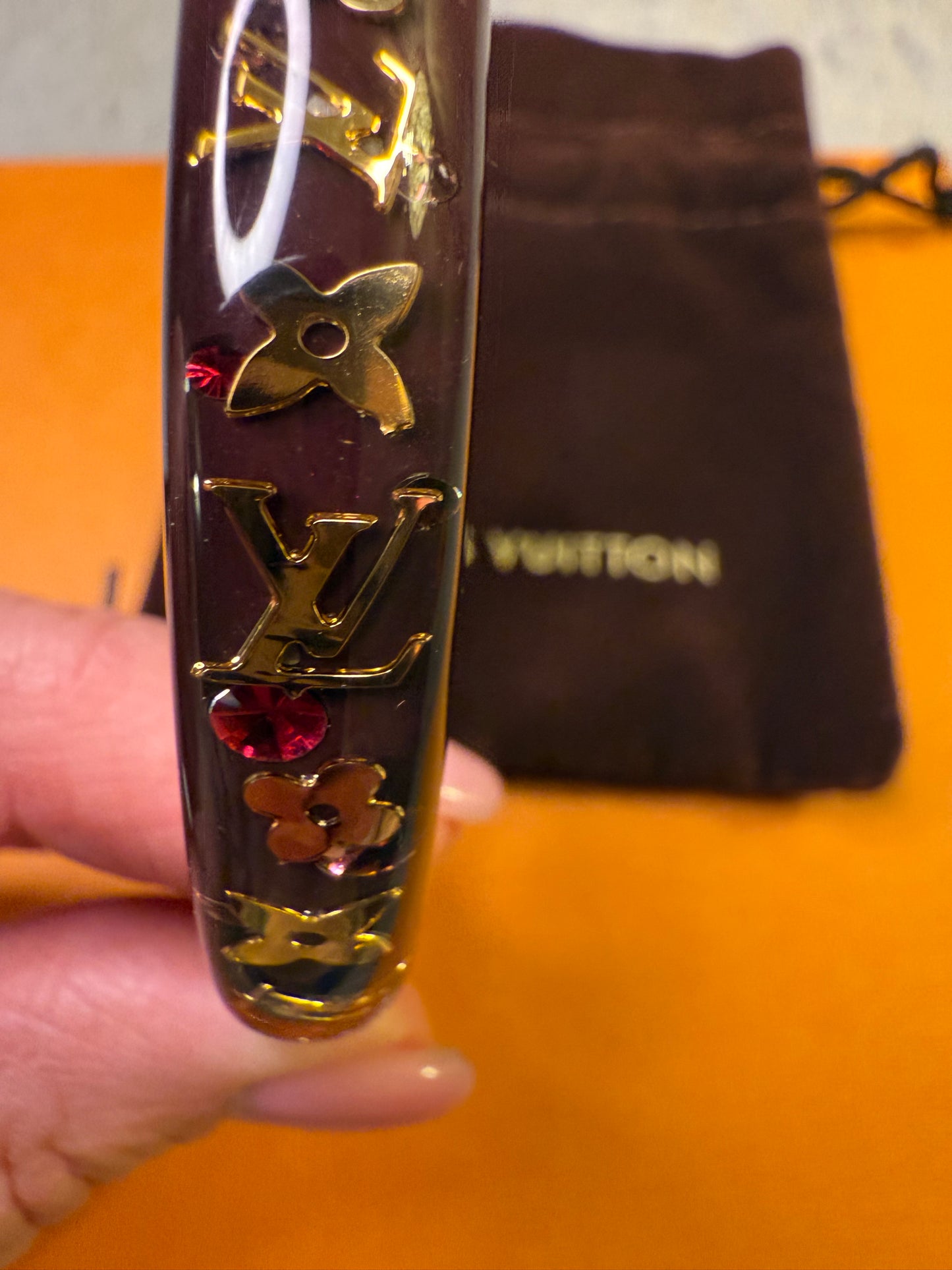Louis Vuitton Resin Swarovski Medium Inclusion Bracelet PM Maroon.