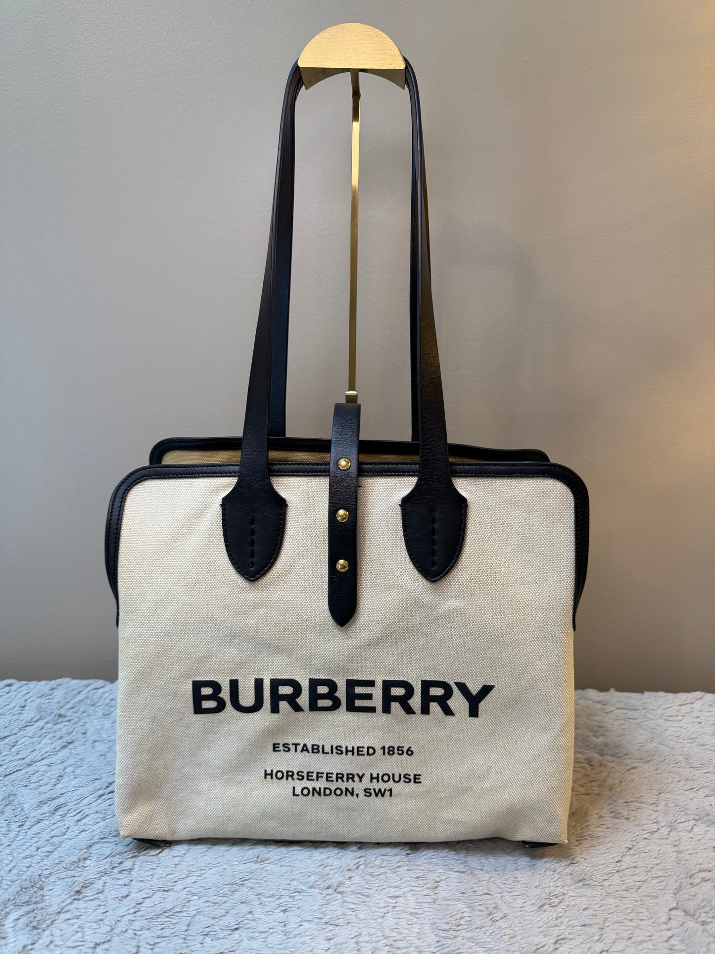Burberry
Medium Canvas Soft Belt Tote