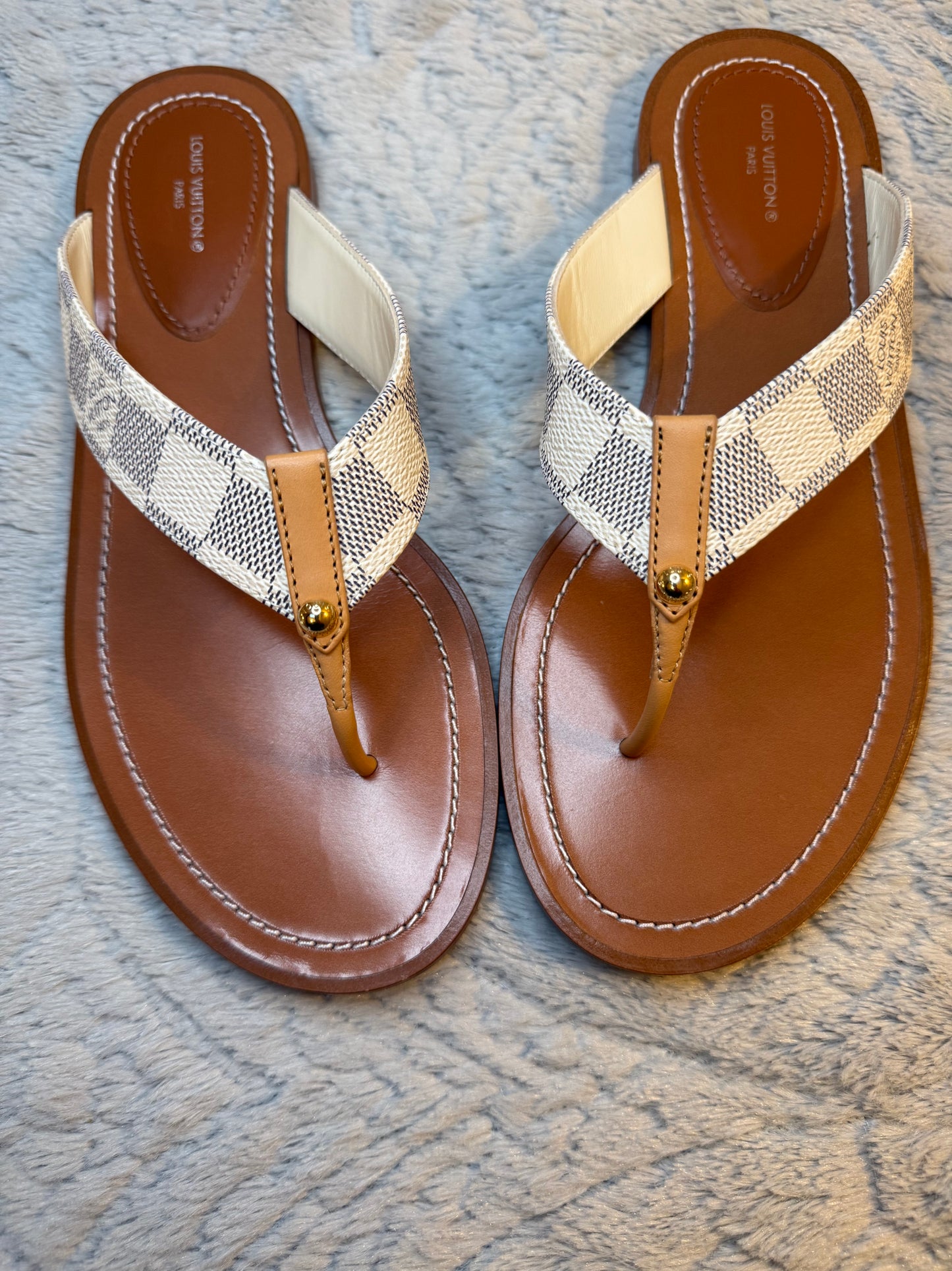 Louis Vuitton Sunny Flat Thong, Damier Azur 38.5