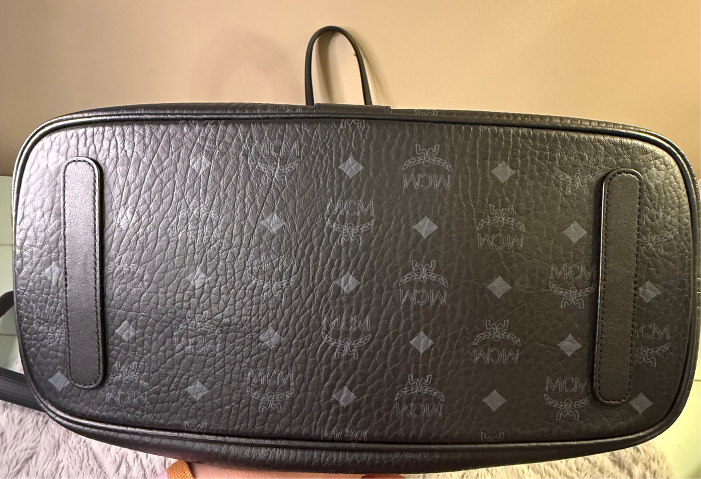 MCM Medium Shopper Tote