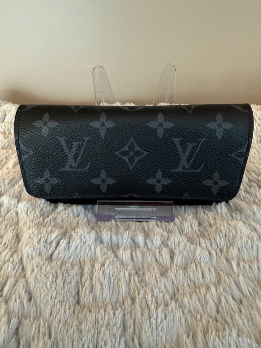 Black Monogram Eclipse Canvas
Woody Sunglasses Case